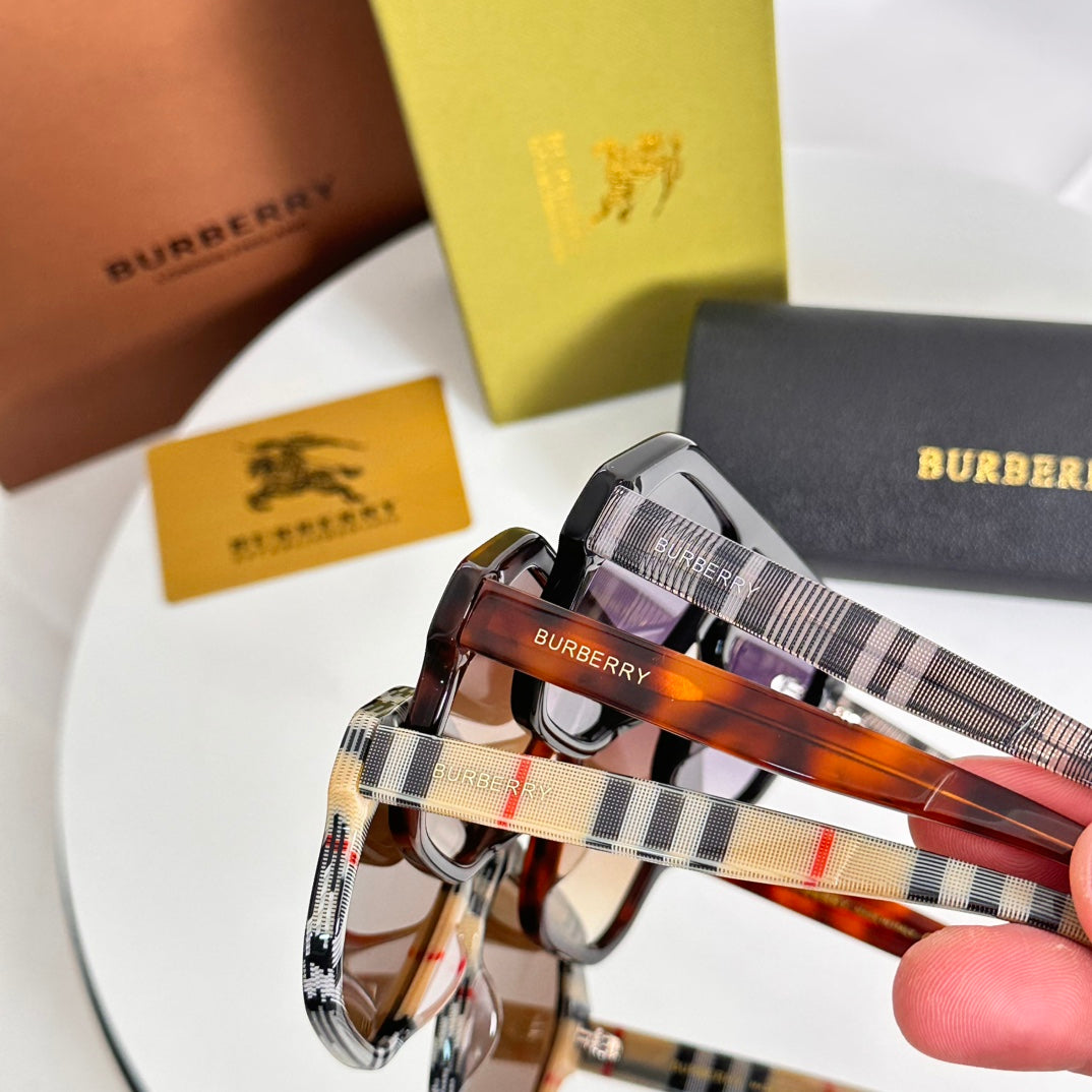 LuxluxHouse Best Quality Glasses Burberry