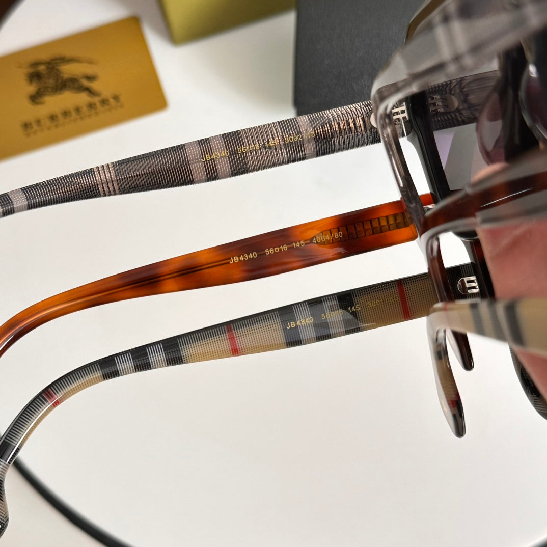 LuxluxHouse Best Quality Glasses Burberry