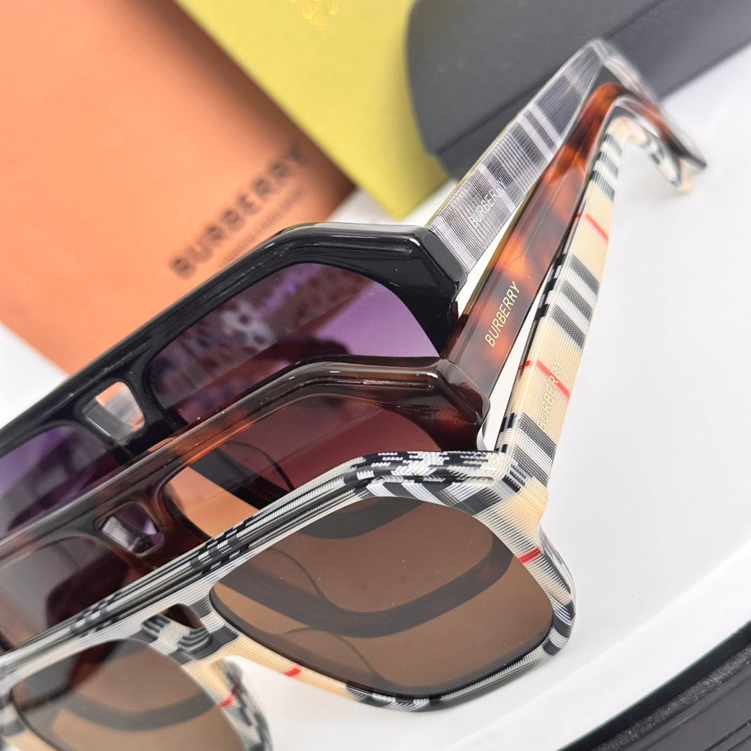 LuxluxHouse Best Quality Glasses Burberry