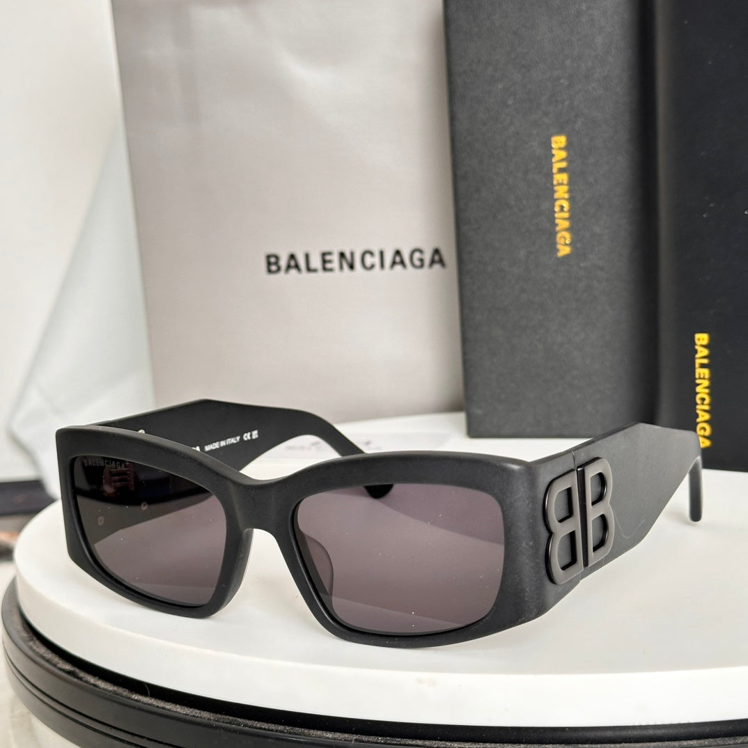 LuxluxHouse Best Quality Balenciaga Glasses