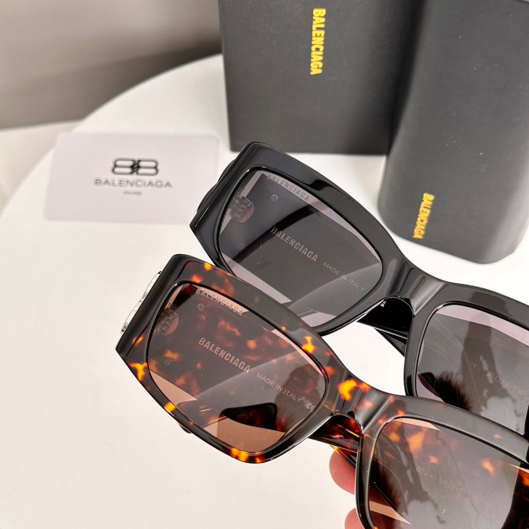 LuxluxHouse Best Quality Glasses Balenciaga