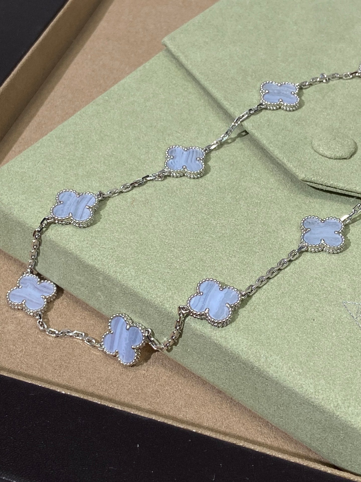 LuxluxHouse Best Quality Accessories Van Cleef & Arpels