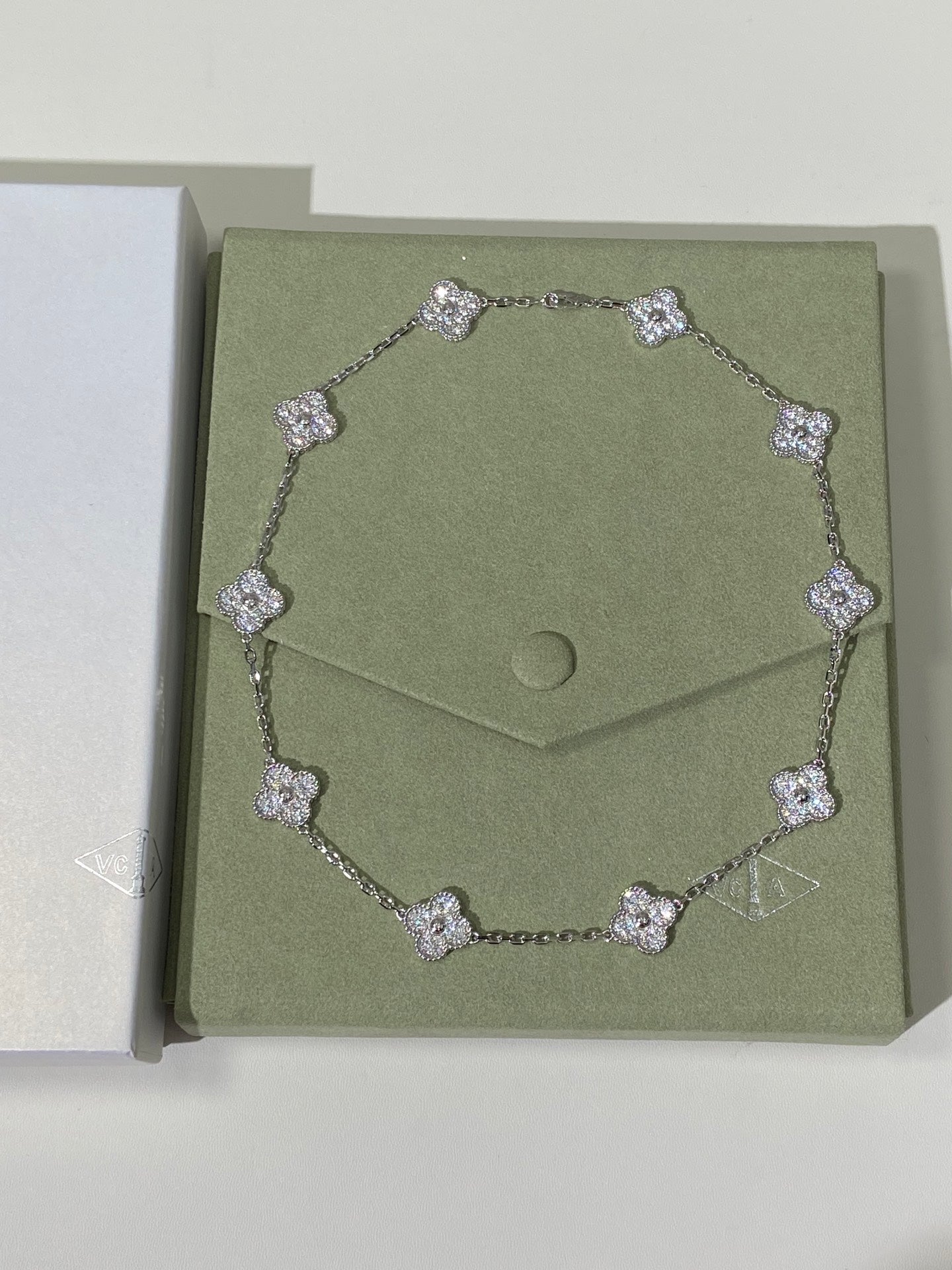 LuxluxHouse Best Quality Accessories Van Cleef & Arpels