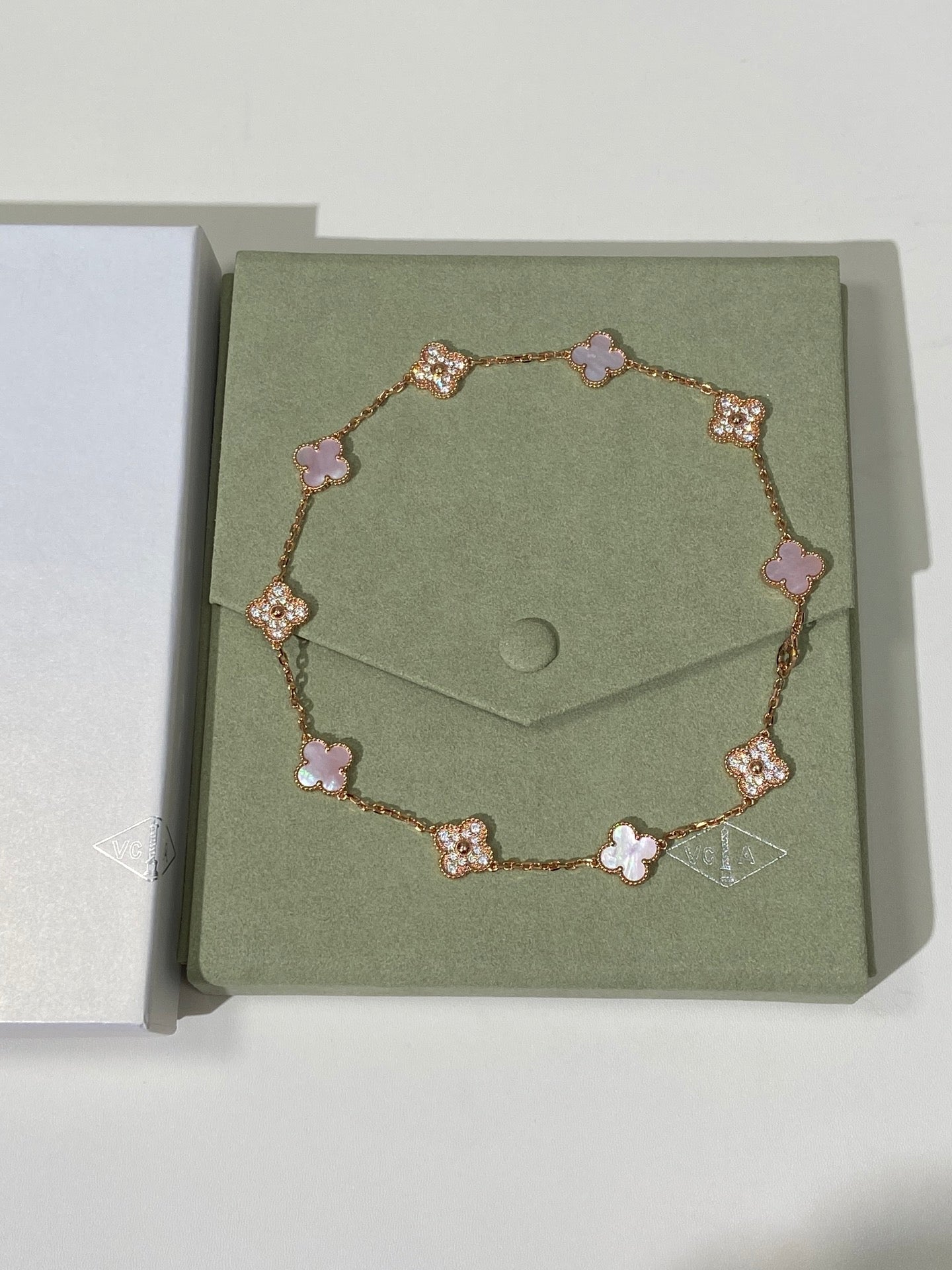 LuxluxHouse Best Quality Accessories Van Cleef & Arpels