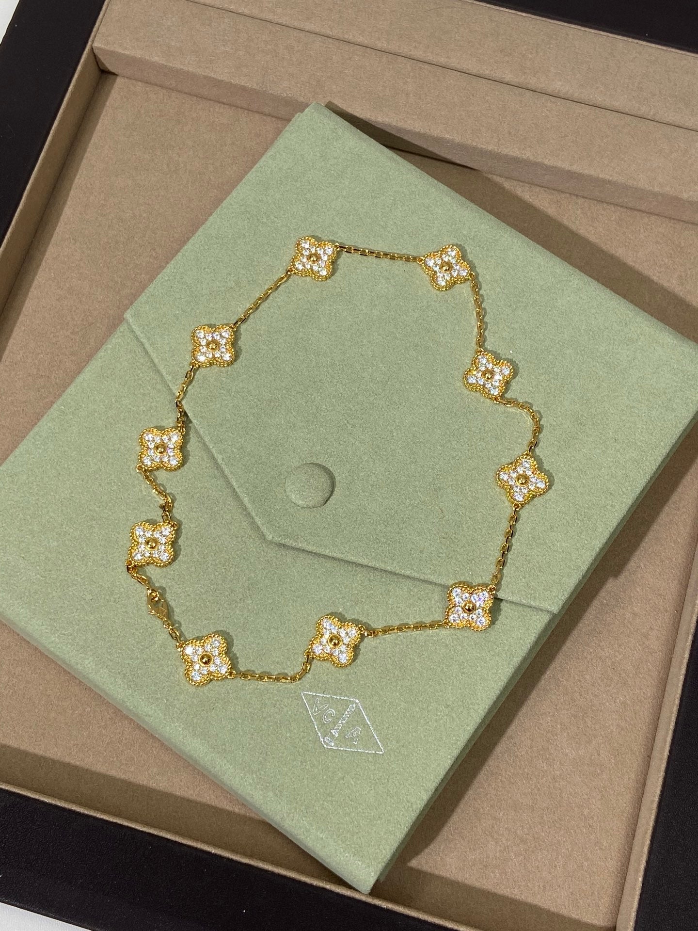 LuxluxHouse Best Quality Accessories Van Cleef & Arpels