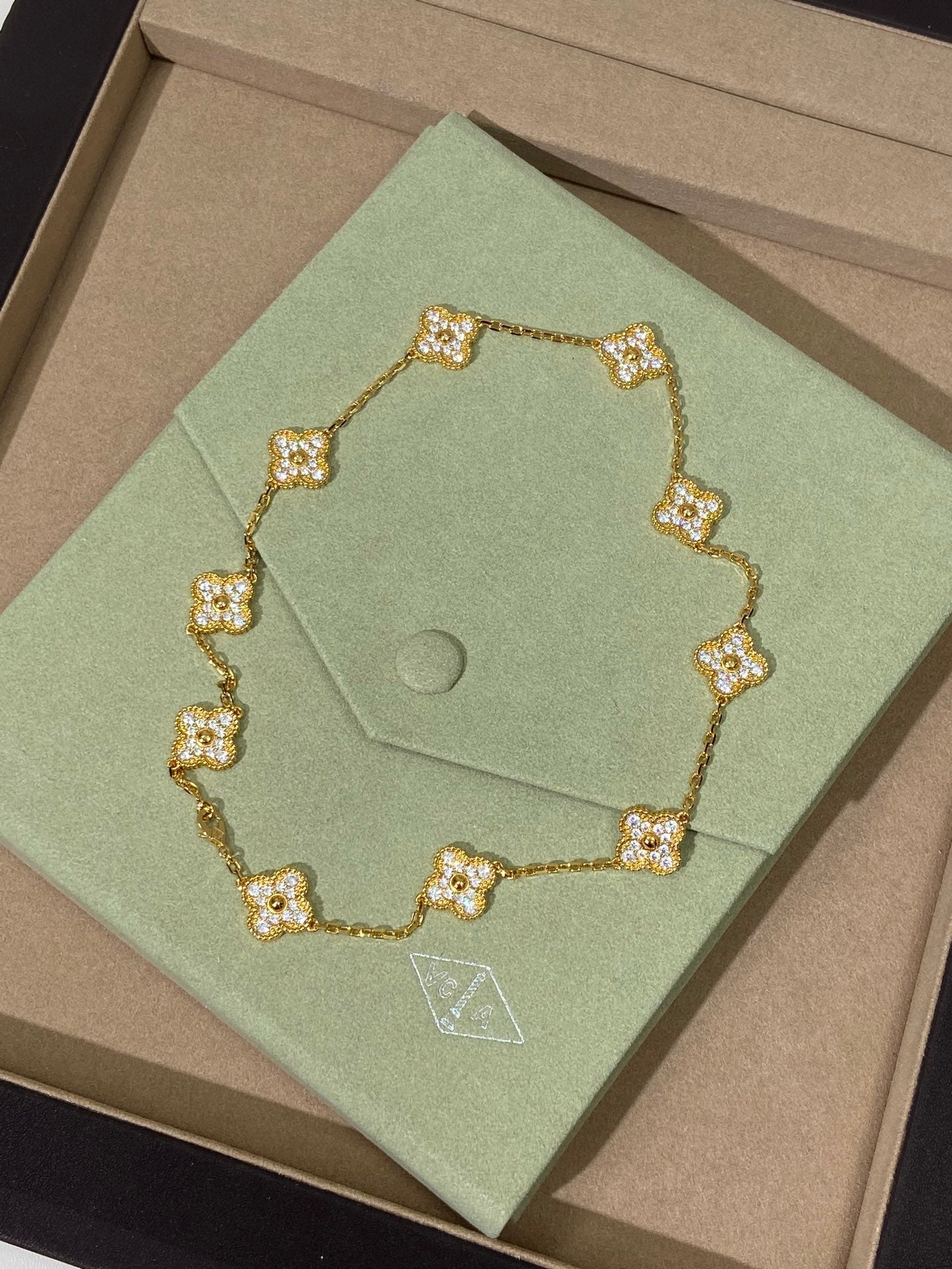 LuxluxHouse Best Quality Accessories Van Cleef & Arpels