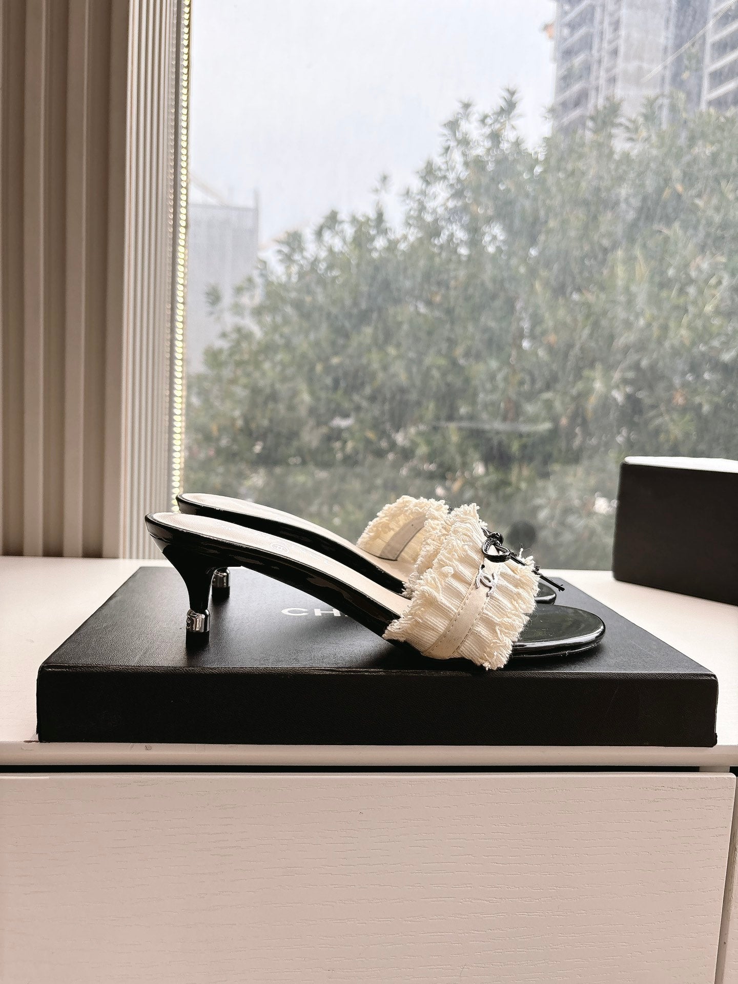 LuxluxHouse Best Quality Chanel Sandals
