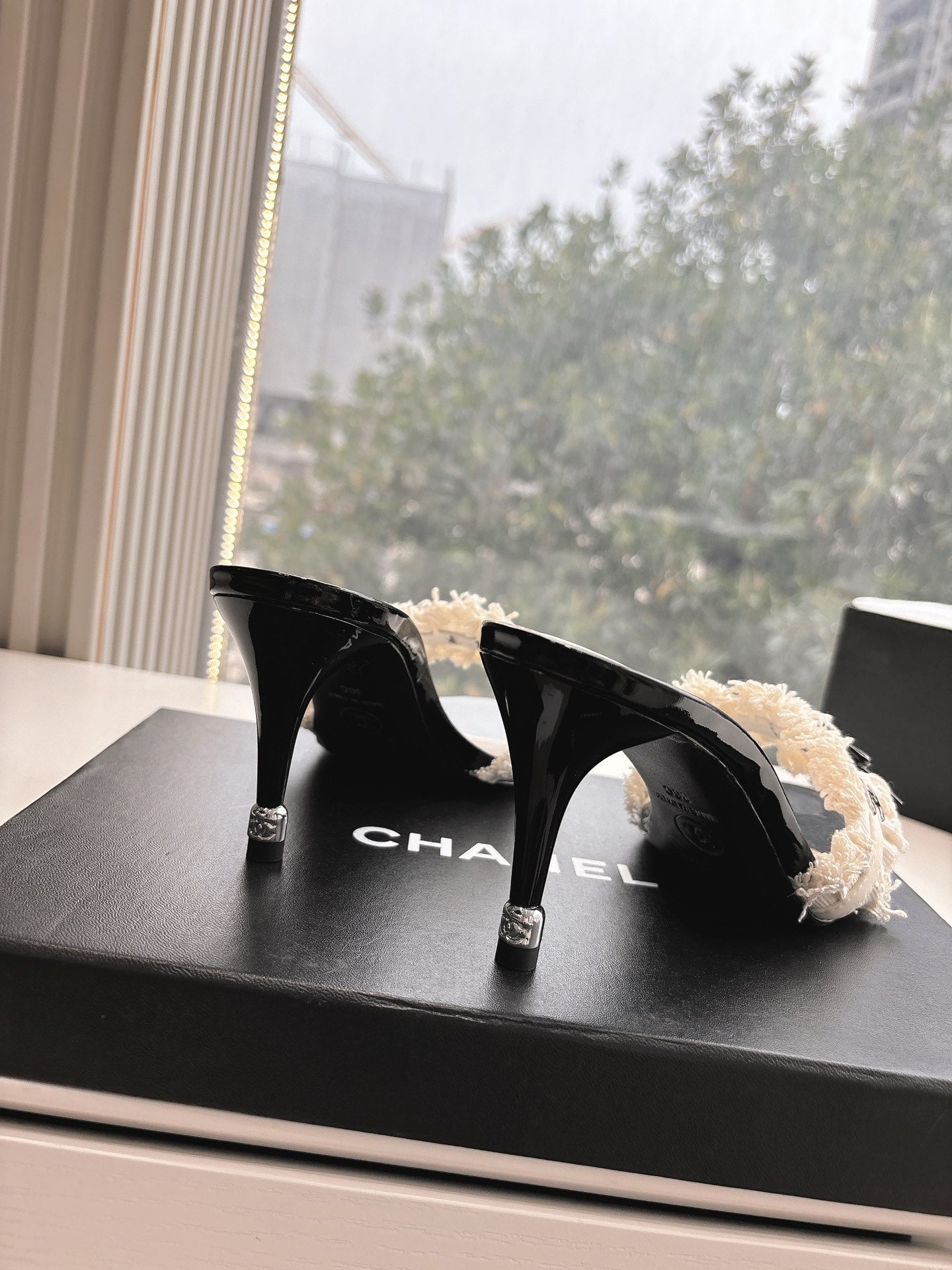 LuxluxHouse Best Quality Chanel Sandals