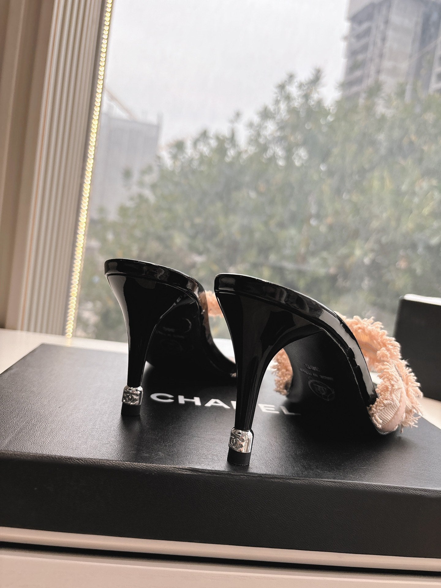LuxluxHouse Best Quality Chanel Sandals