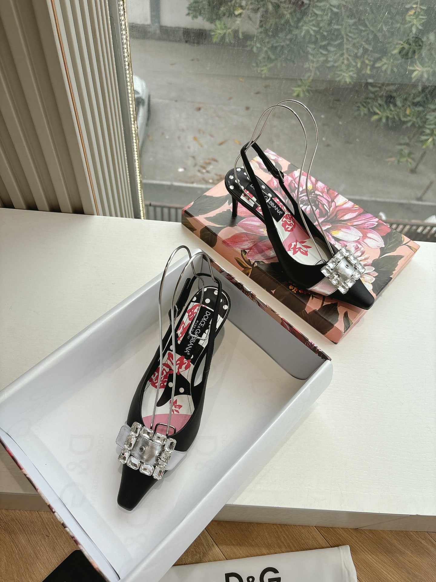 LuxluxHouse Best Quality Dolce & Gabbana Women Shoes