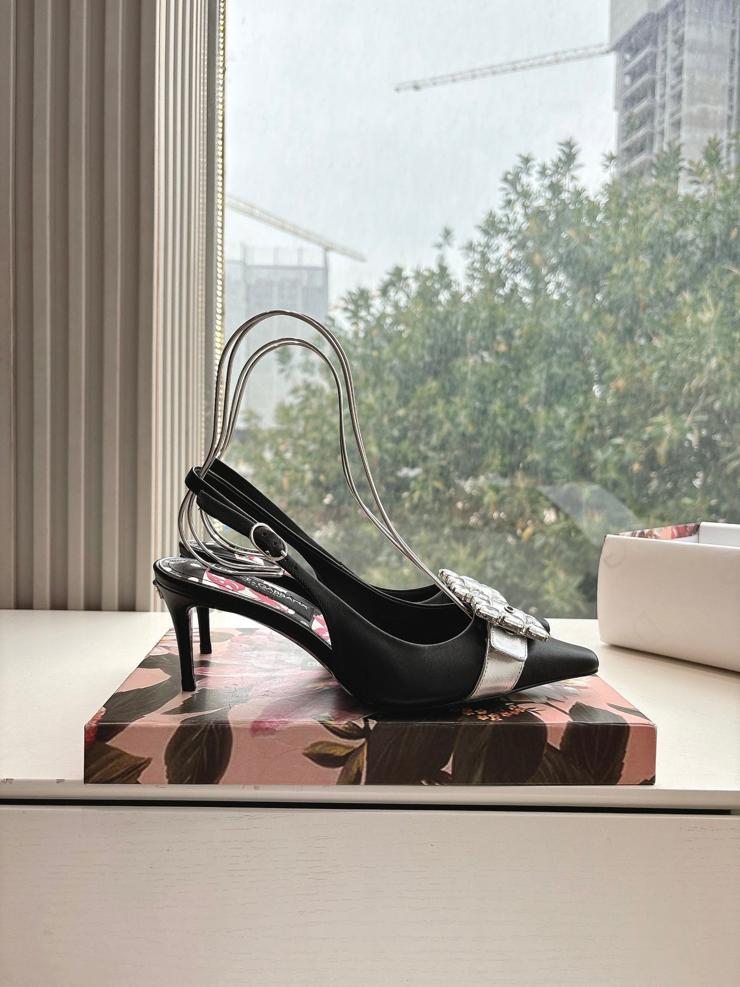 LuxluxHouse Best Quality Dolce & Gabbana Women Shoes