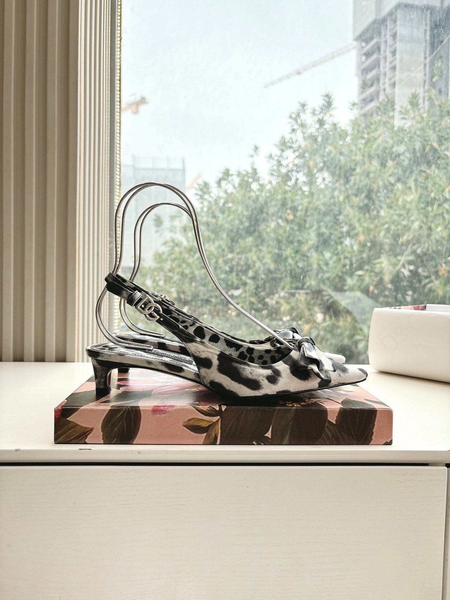 LuxluxHouse Best Quality Dolce & Gabbana Women Shoes