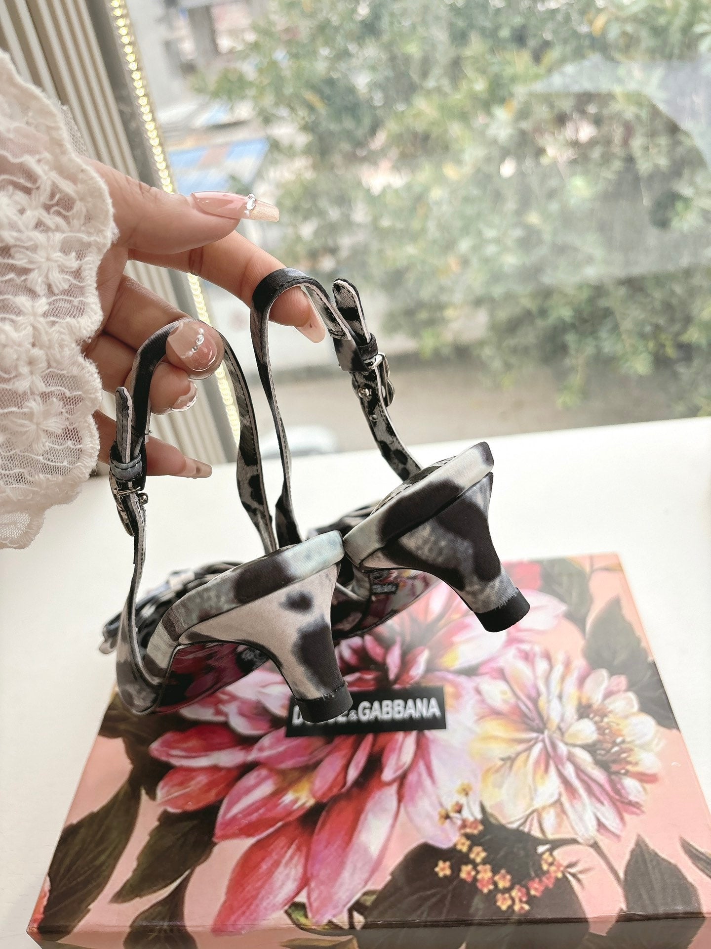 LuxluxHouse Best Quality Dolce & Gabbana Women Shoes