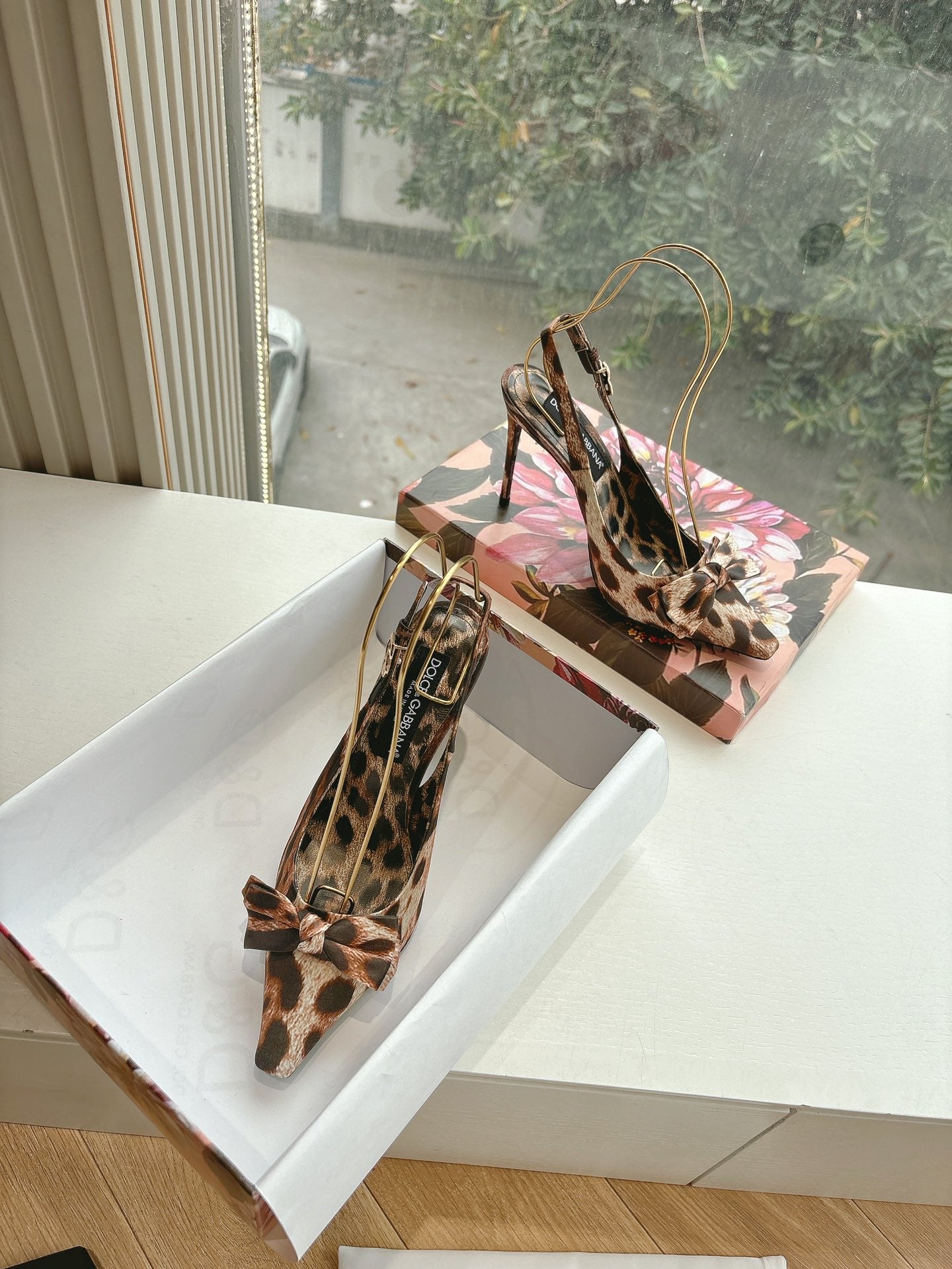 LuxluxHouse Best Quality Dolce & Gabbana Women Shoes