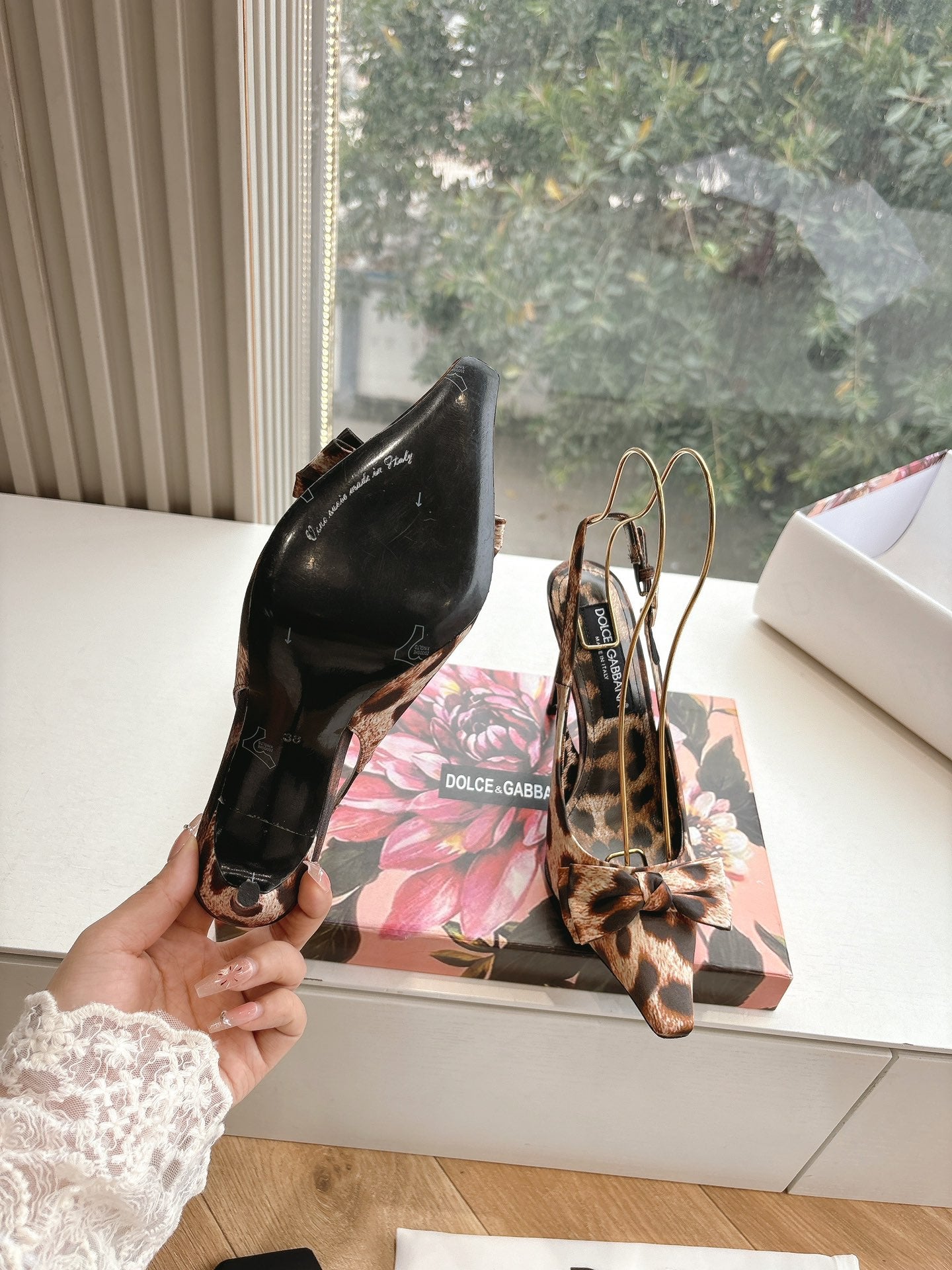 LuxluxHouse Best Quality Dolce & Gabbana Women Shoes