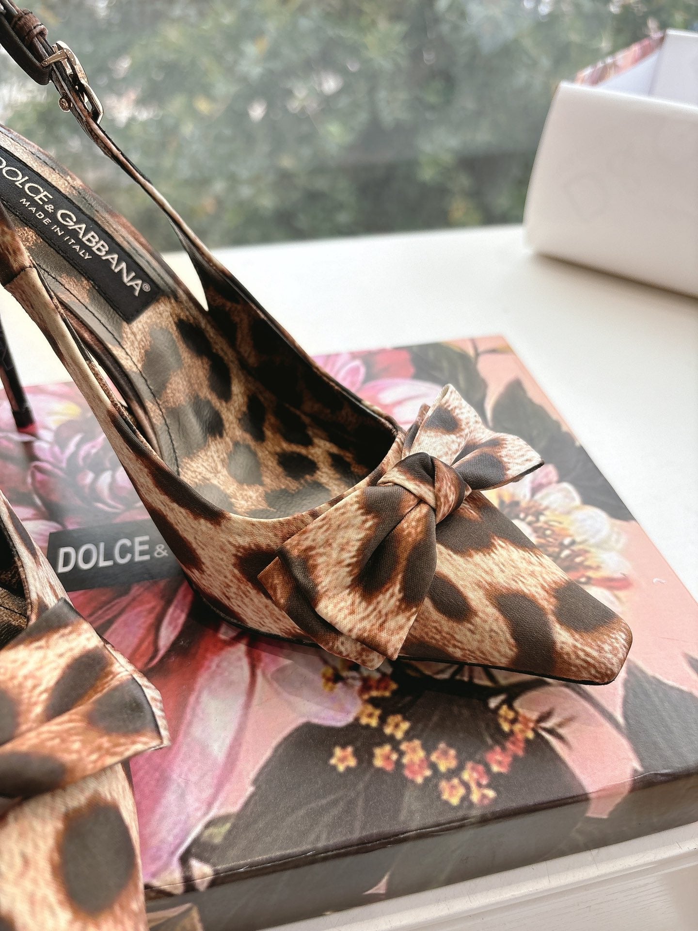 LuxluxHouse Best Quality Dolce & Gabbana Women Shoes
