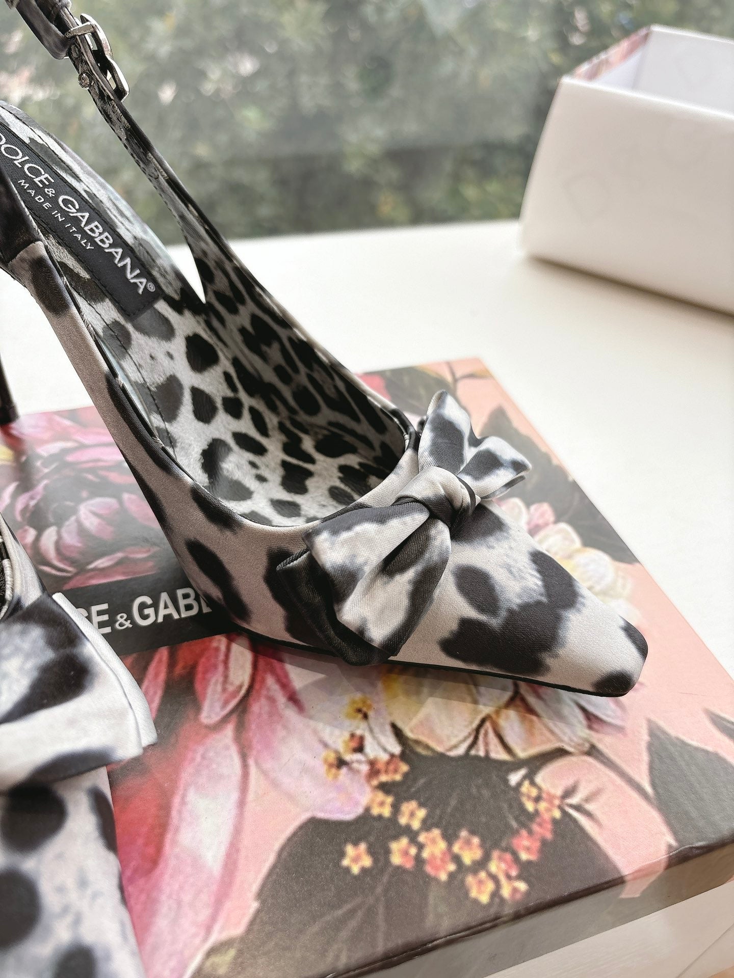 LuxluxHouse Best Quality Dolce & Gabbana Women Shoes
