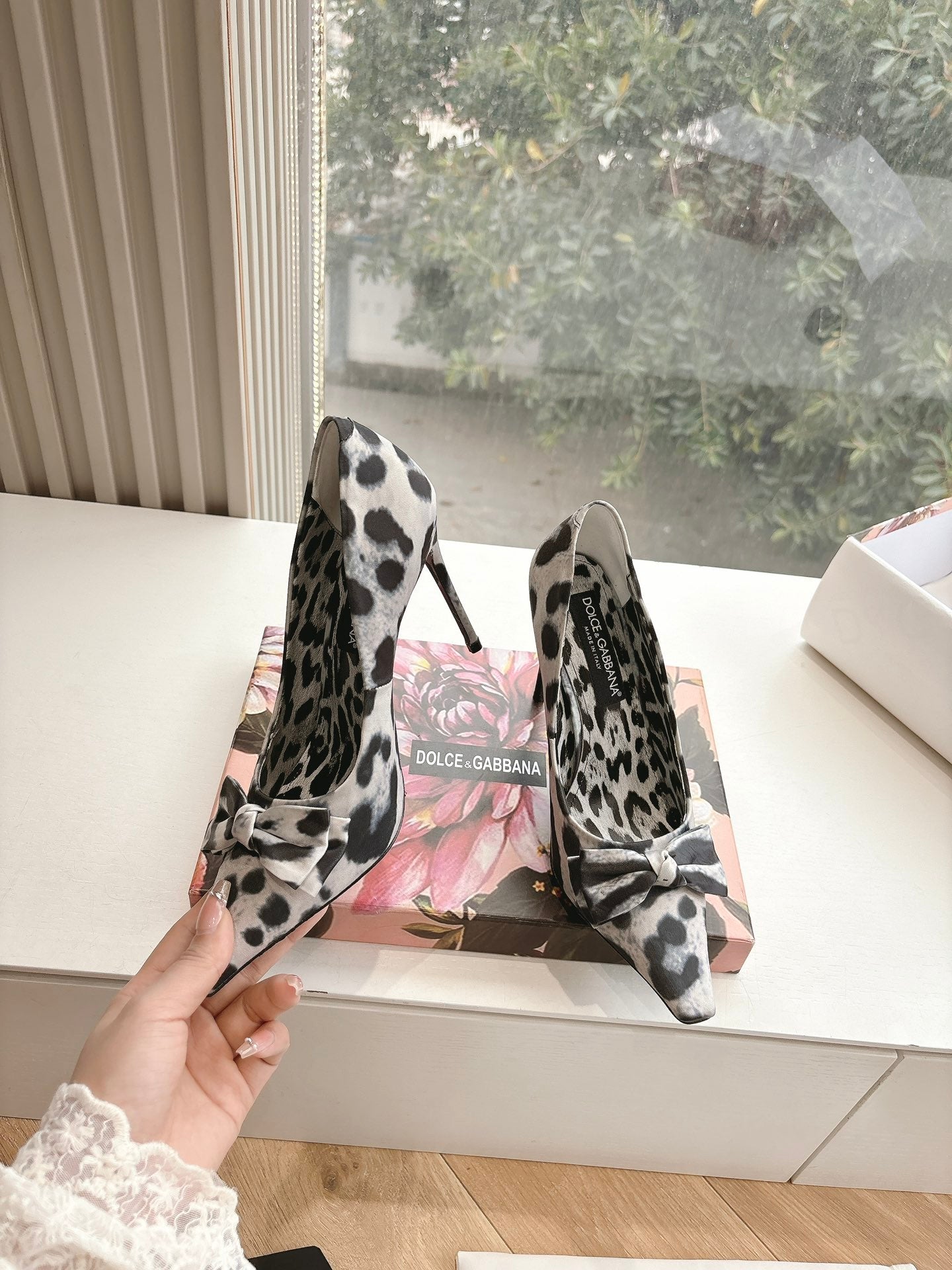 LuxluxHouse Best Quality Dolce & Gabbana Women Shoes