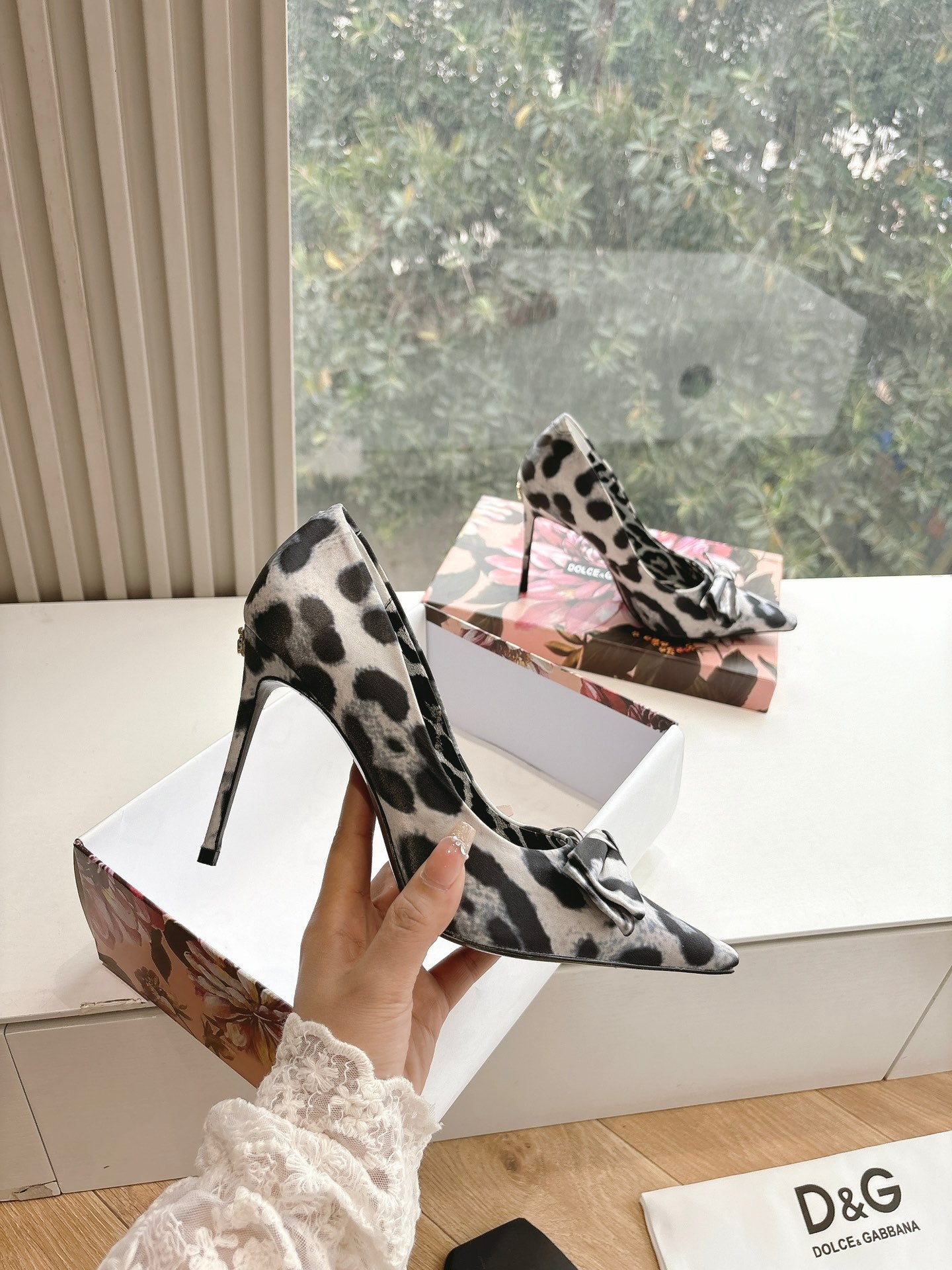 LuxluxHouse Best Quality Dolce & Gabbana Women Shoes