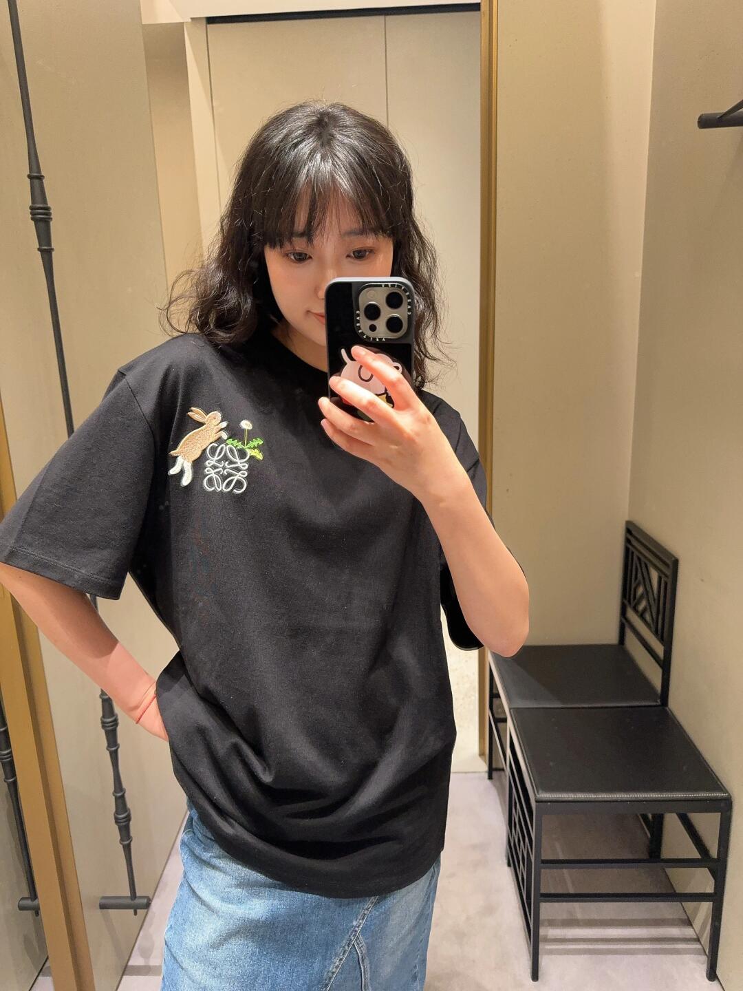 LuxluxHouse Best Quality Clothes T-shirt Loewe