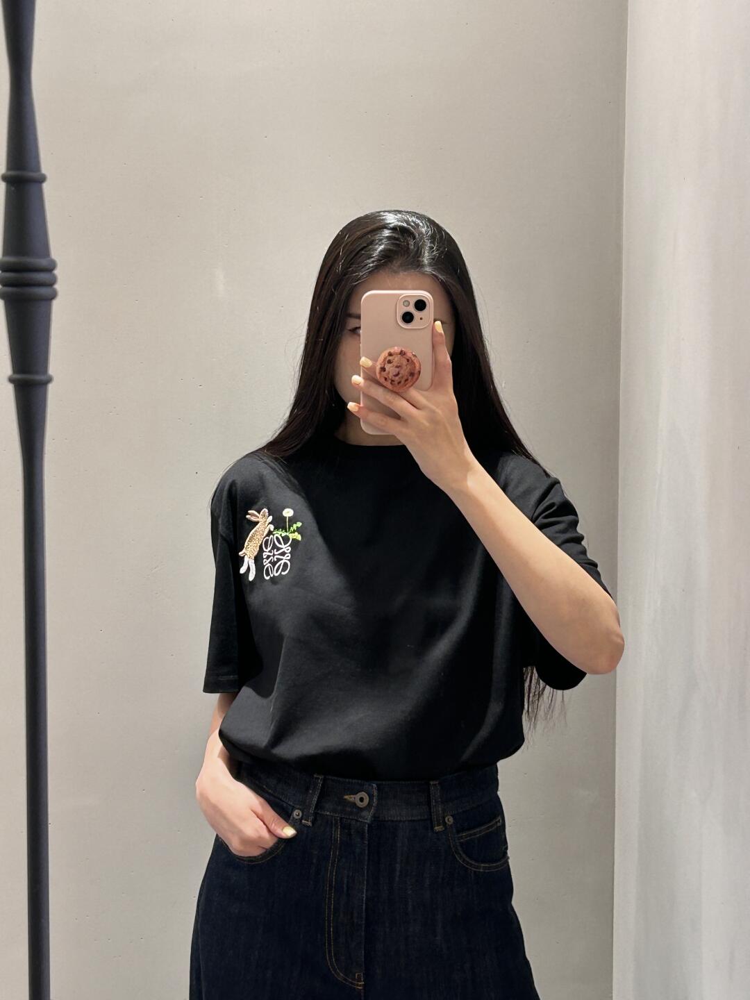 LuxluxHouse Best Quality Clothes T-shirt Loewe