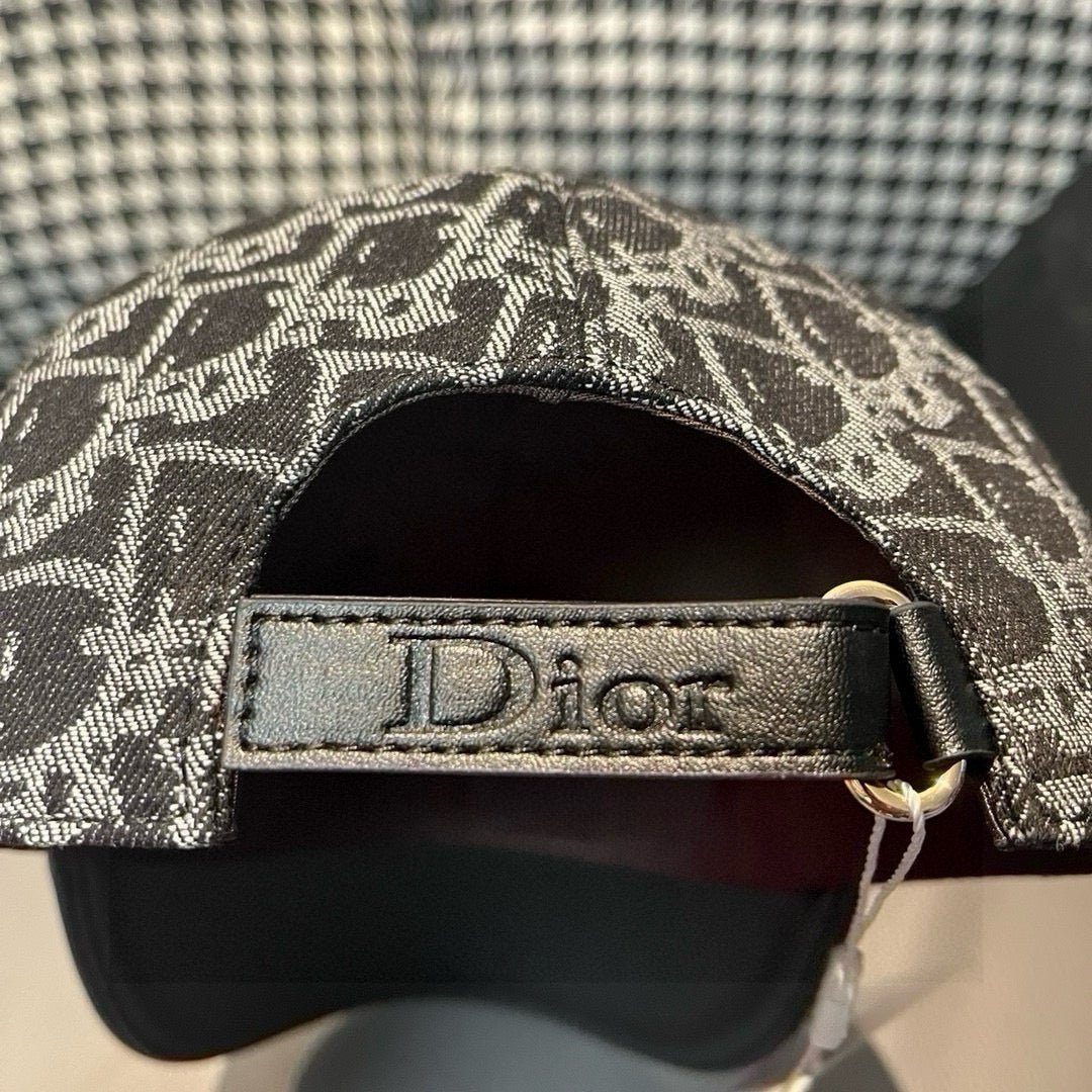 LuxluxHouse Best Quality Caps Dior