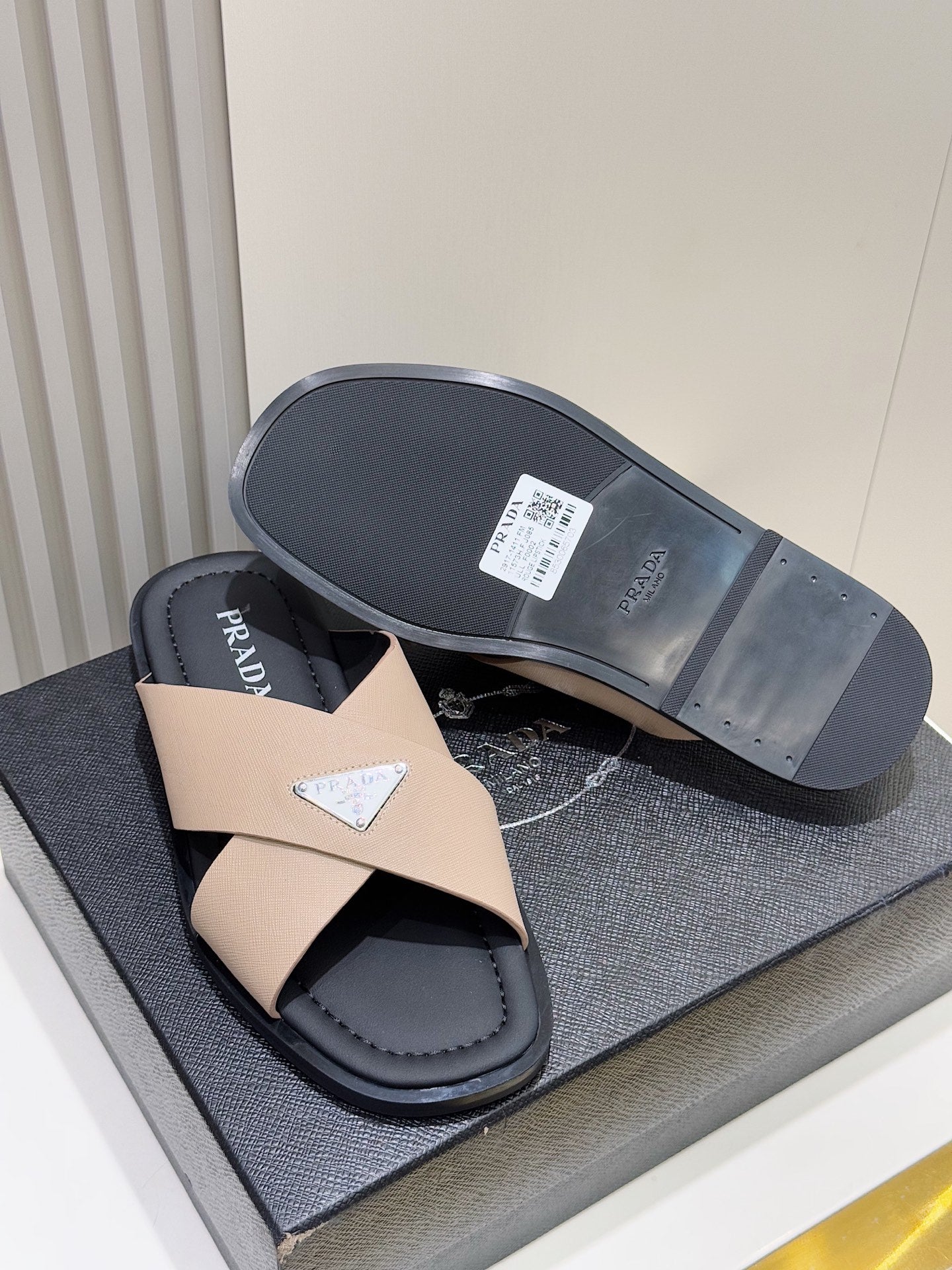 LuxluxHouse Best Quality Sandals Prada