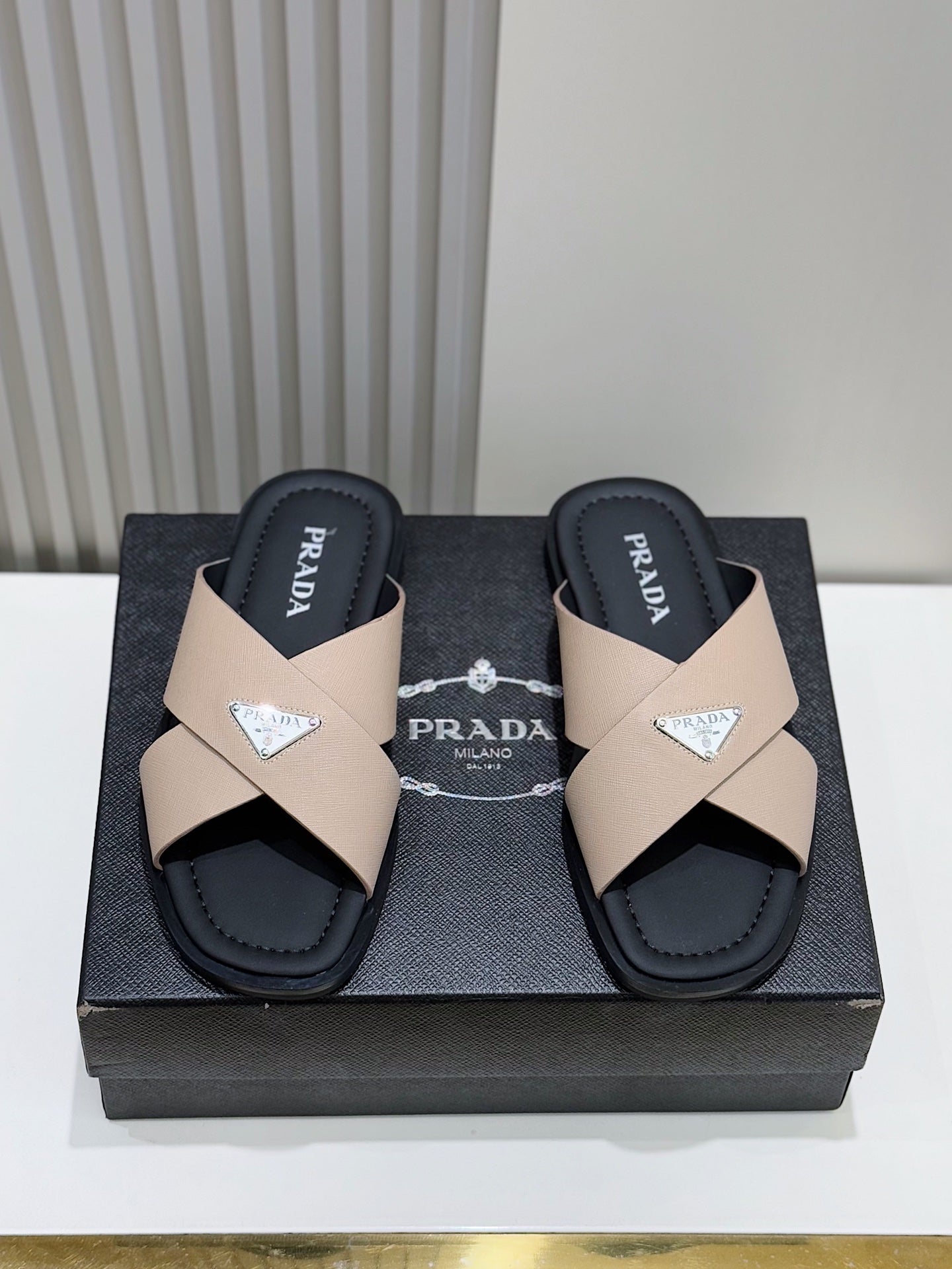 LuxluxHouse Best Quality Sandals Prada