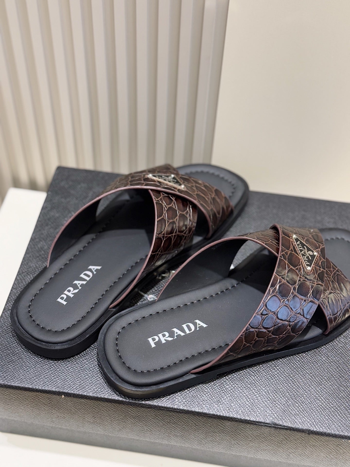 LuxluxHouse Best Quality Sandals Prada