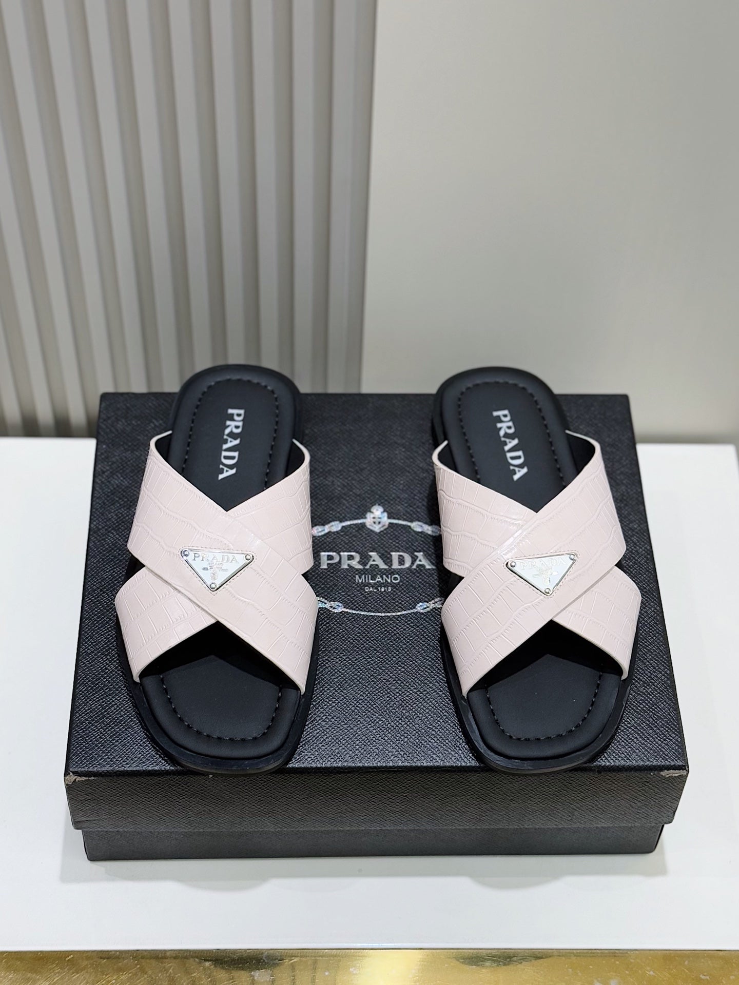 LuxluxHouse Best Quality Sandals Prada