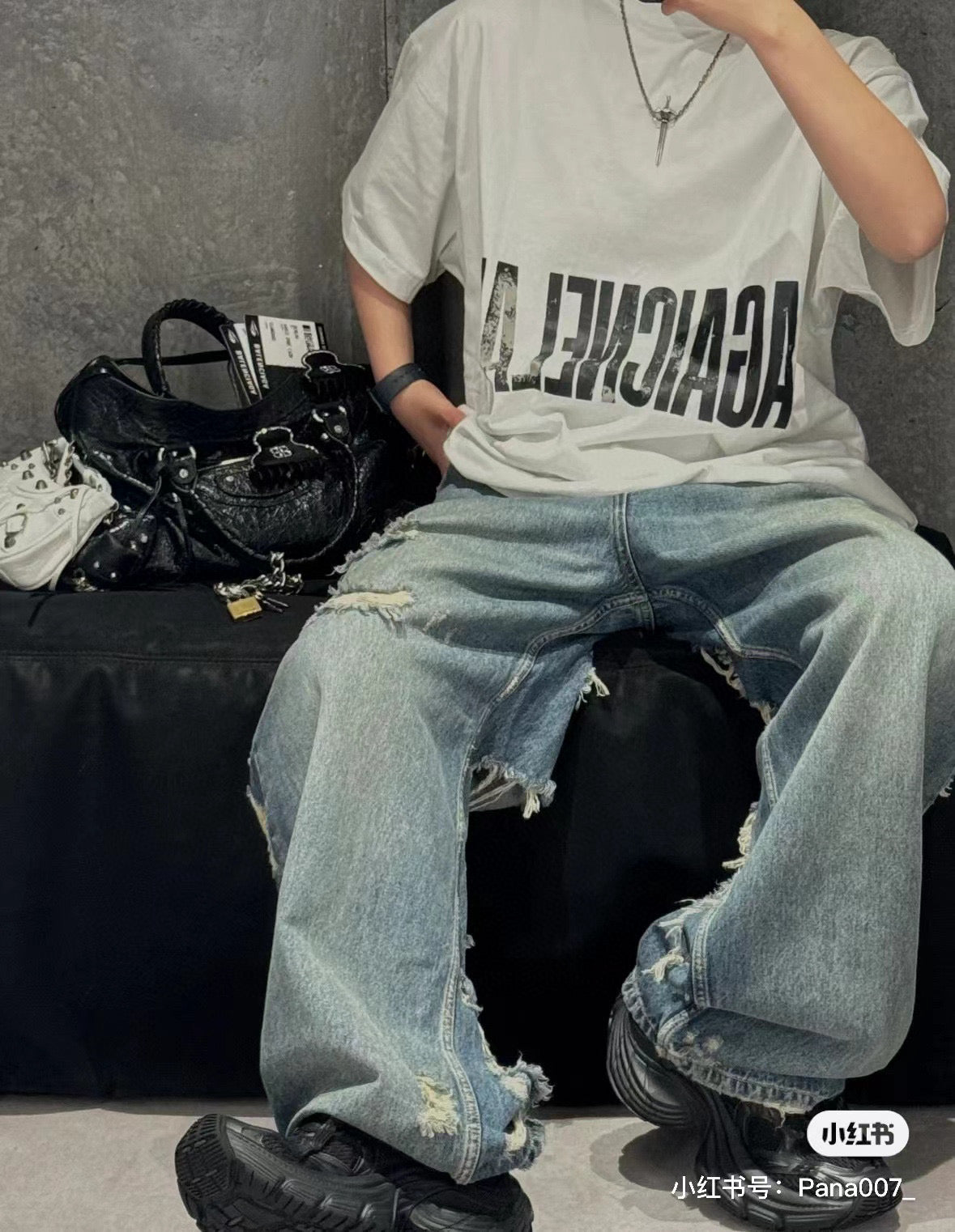 LuxluxHouse Best Quality Clothes Balenciaga T-shirt