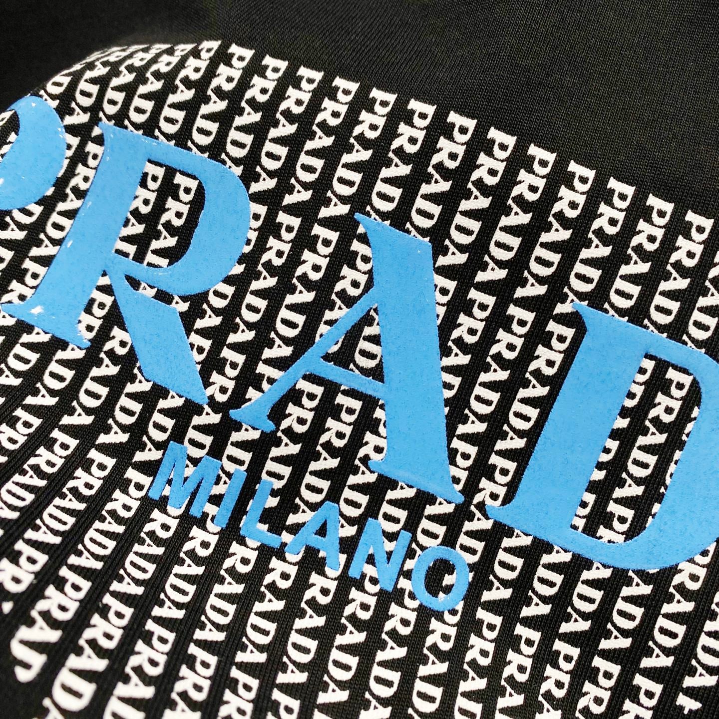 LuxluxHouse Best Quality Clothes T-shirt Prada