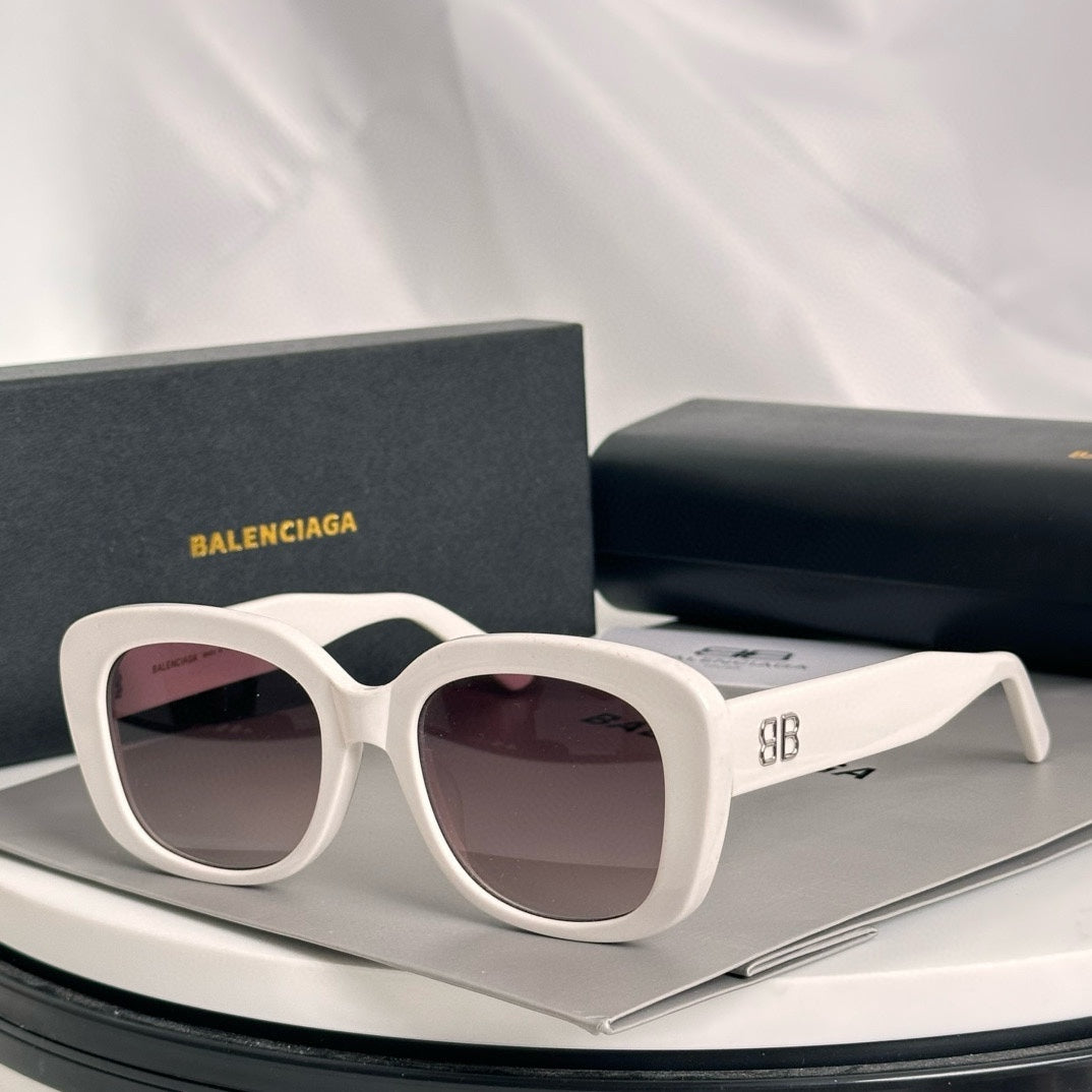 LuxluxHouse Best Quality Balenciaga Glasses