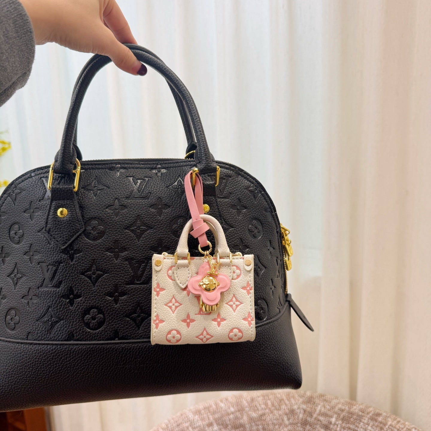 LuxluxHouse Best Quality Accessories Keychain Louis Vuitton Keychain