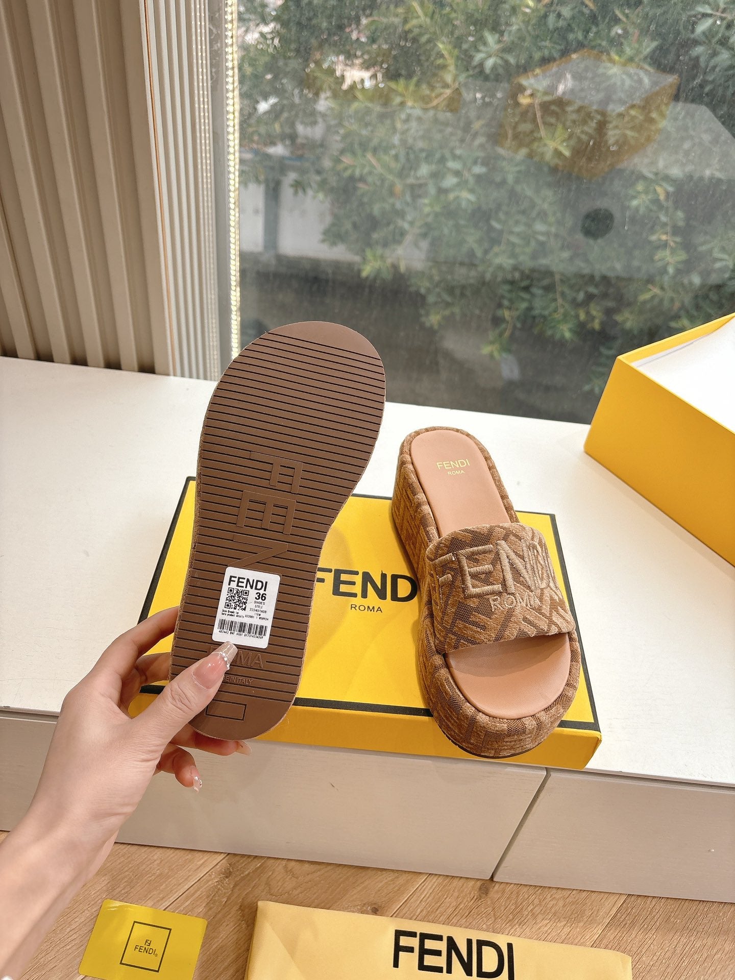 LuxluxHouse Best Quality Fendi Women Shoes