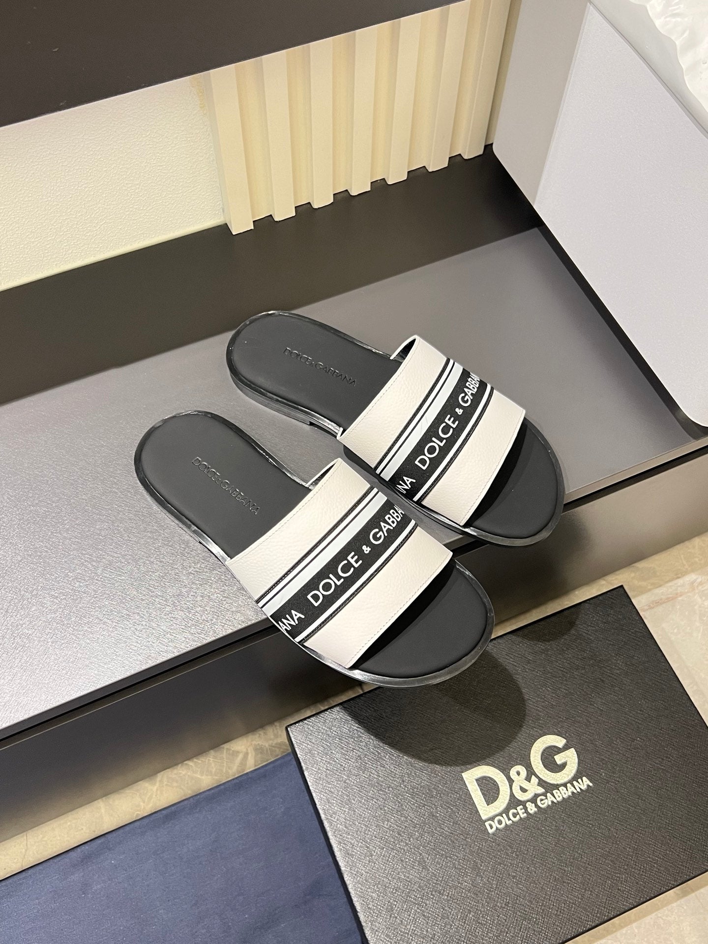 LuxluxHouse Best Quality Sandals Dolce & Gabbana