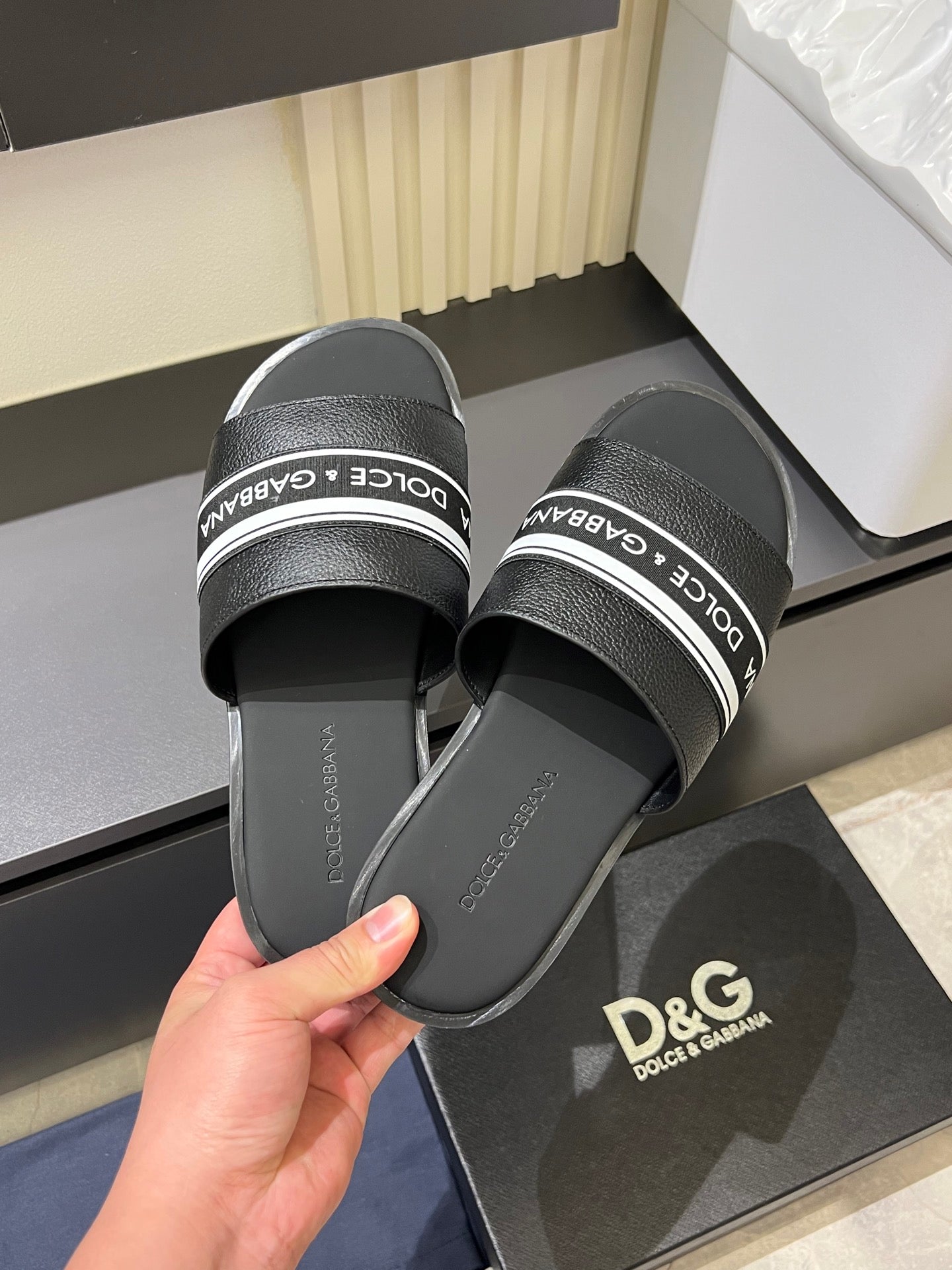 LuxluxHouse Best Quality Sandals Dolce & Gabbana