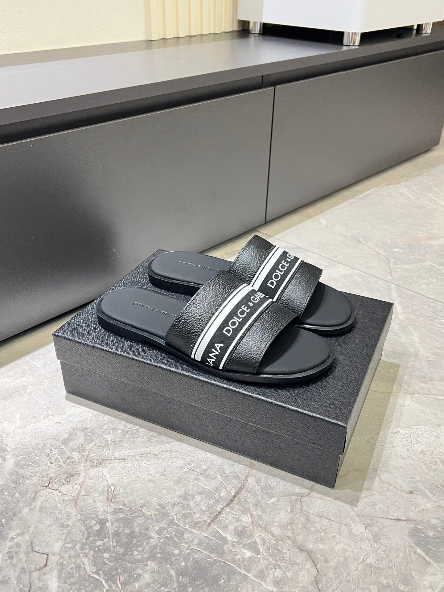 LuxluxHouse Best Quality Sandals Dolce & Gabbana