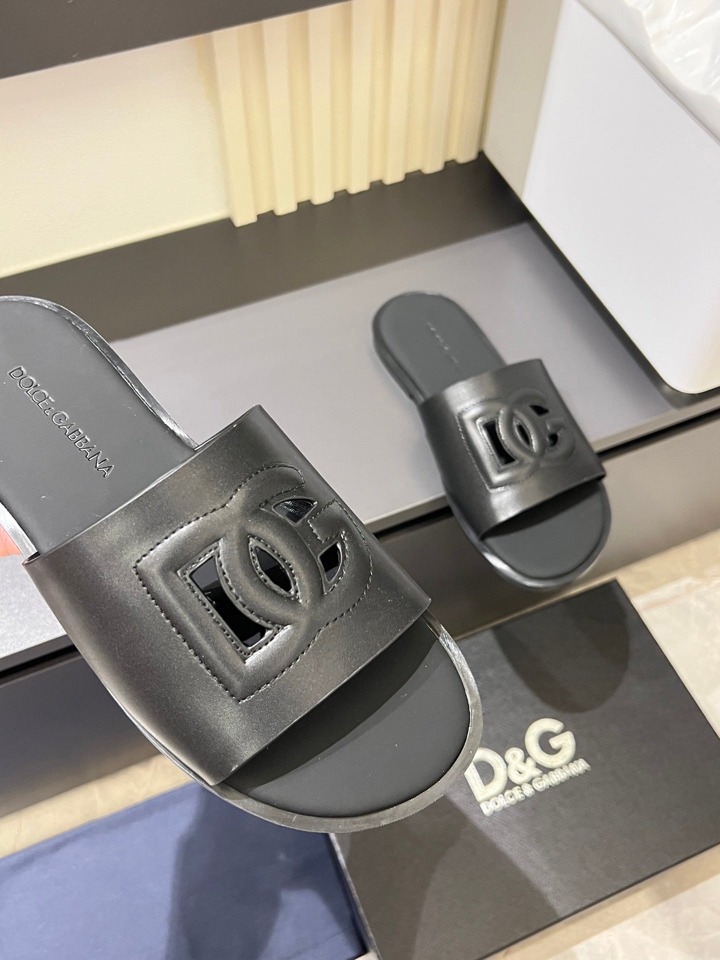 LuxluxHouse Best Quality Sandals Dolce & Gabbana