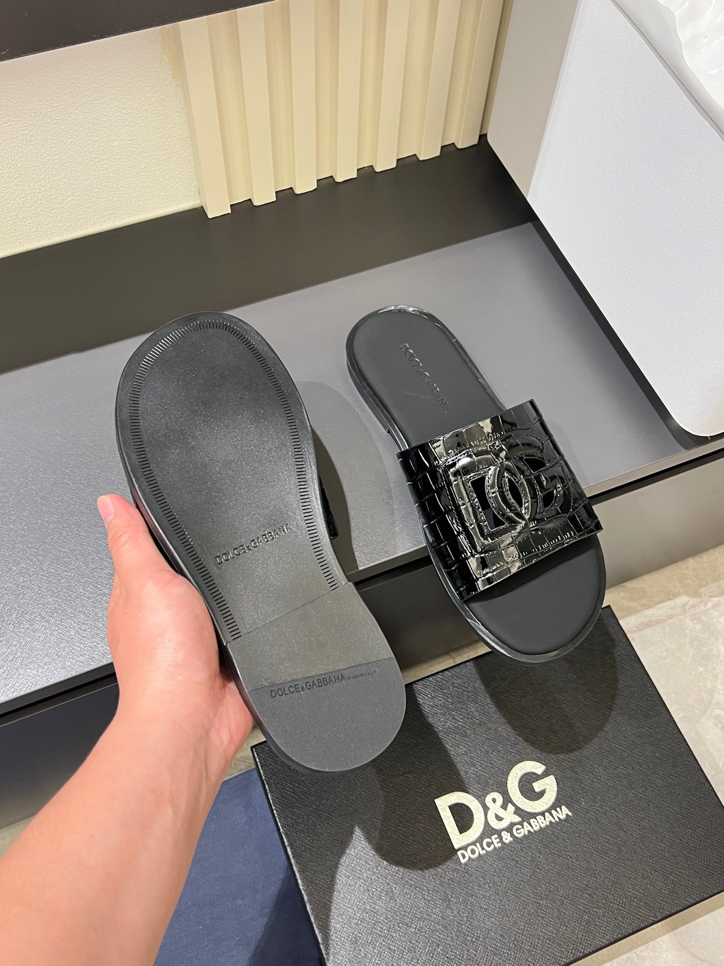 LuxluxHouse Best Quality Sandals Dolce & Gabbana