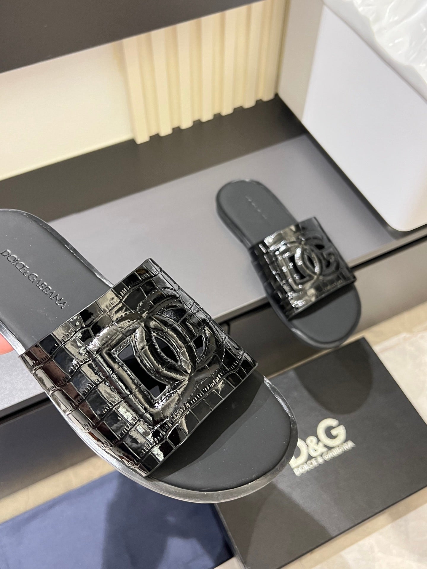 LuxluxHouse Best Quality Sandals Dolce & Gabbana