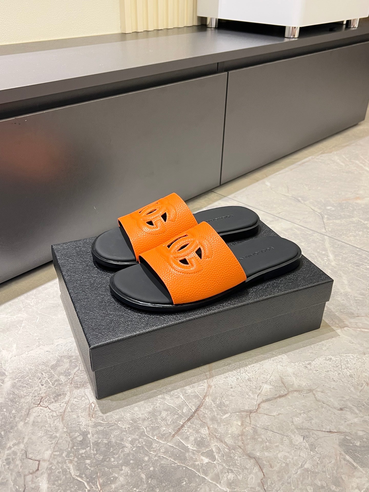 LuxluxHouse Best Quality Sandals Dolce & Gabbana