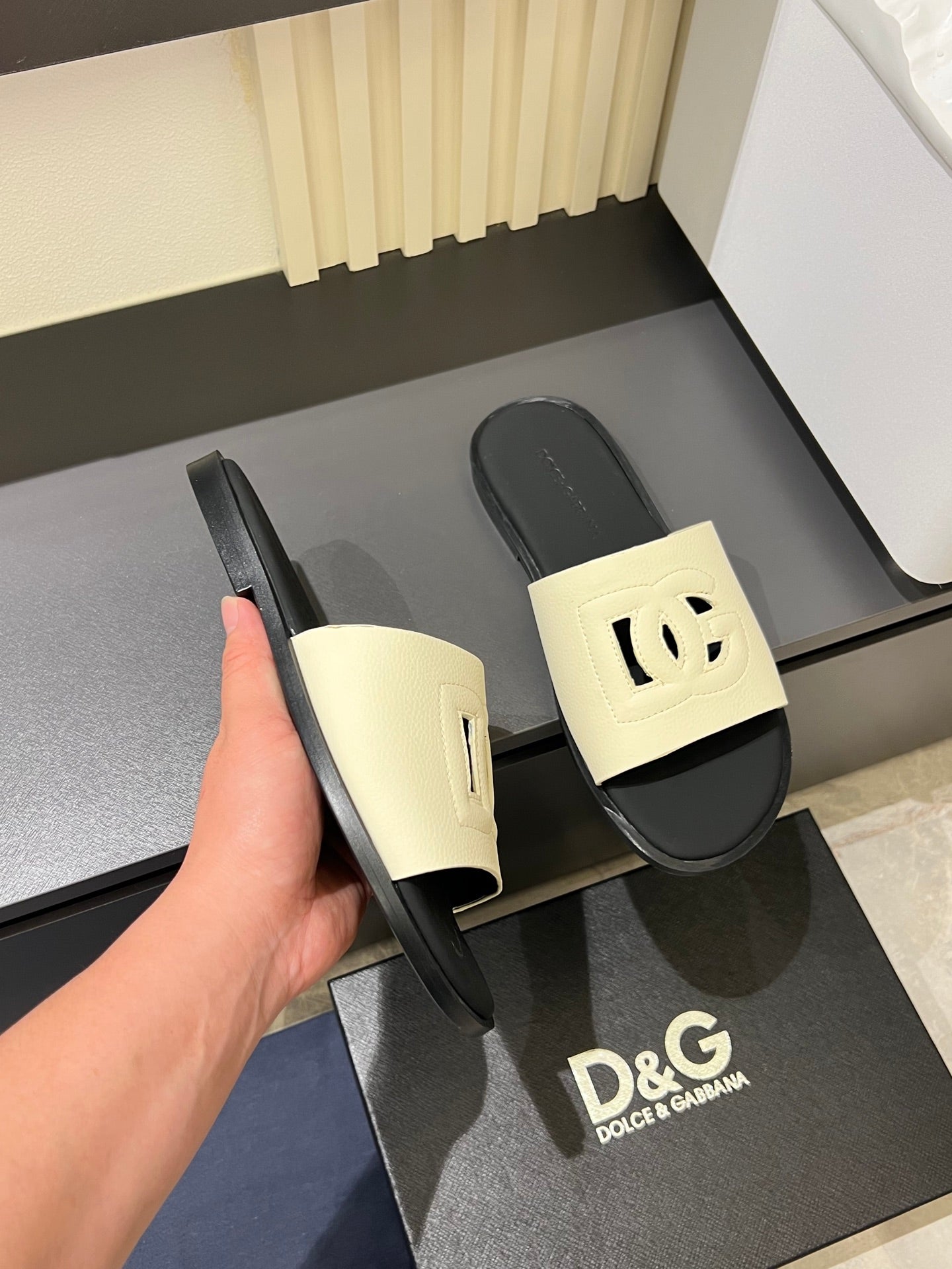 LuxluxHouse Best Quality Sandals Dolce & Gabbana