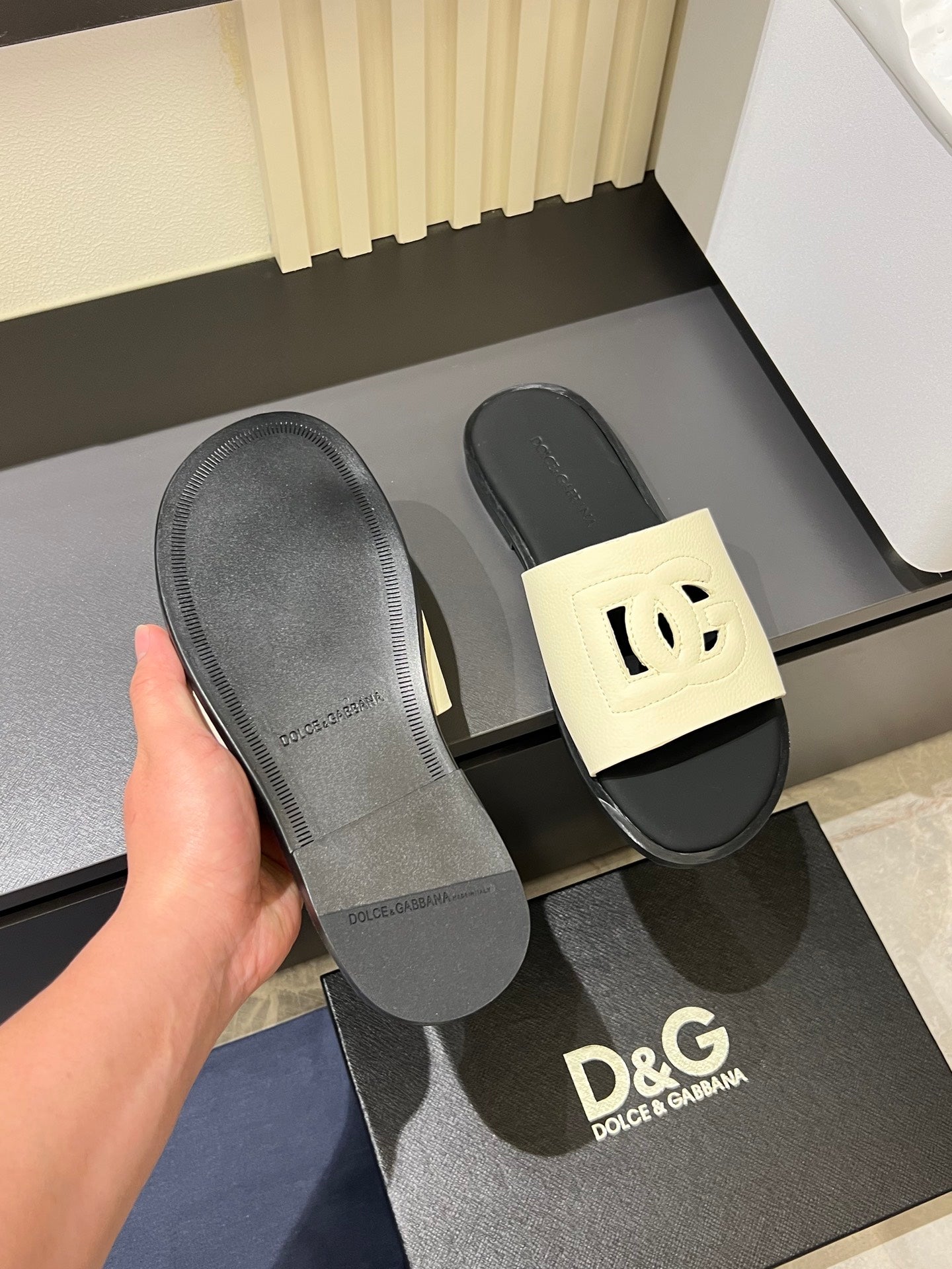 LuxluxHouse Best Quality Sandals Dolce & Gabbana