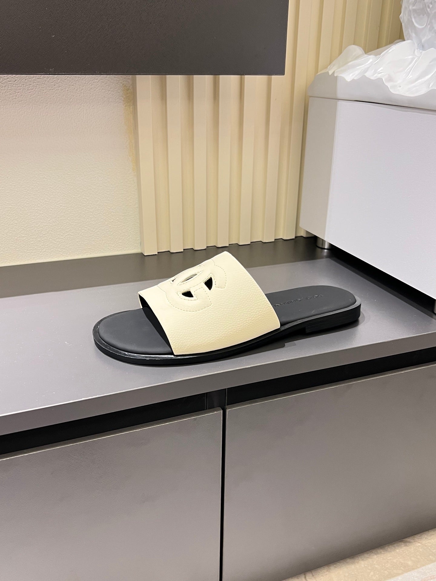 LuxluxHouse Best Quality Sandals Dolce & Gabbana