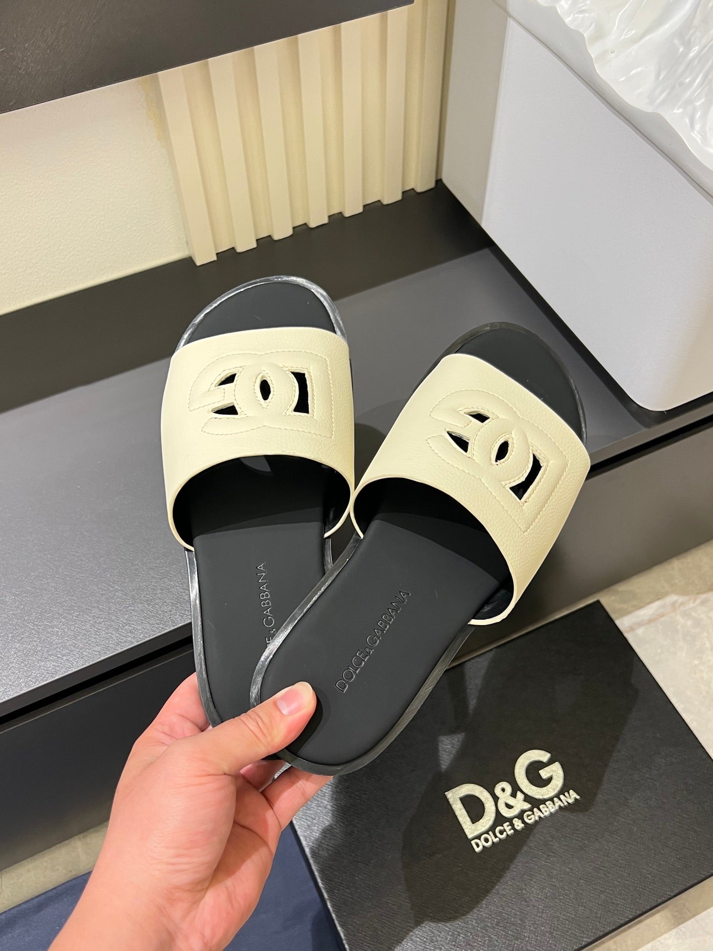 LuxluxHouse Best Quality Sandals Dolce & Gabbana