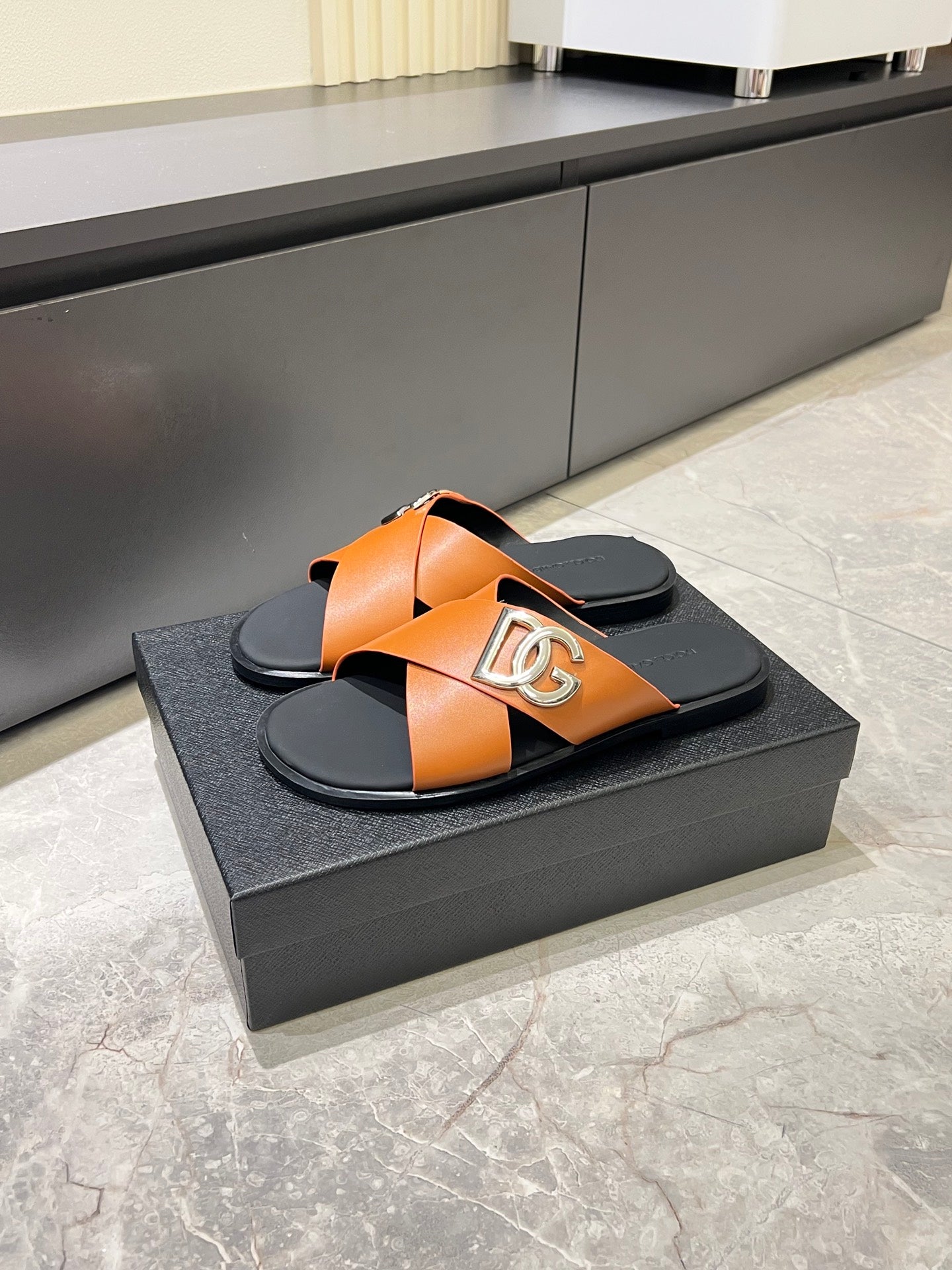 LuxluxHouse Best Quality Sandals Dolce & Gabbana