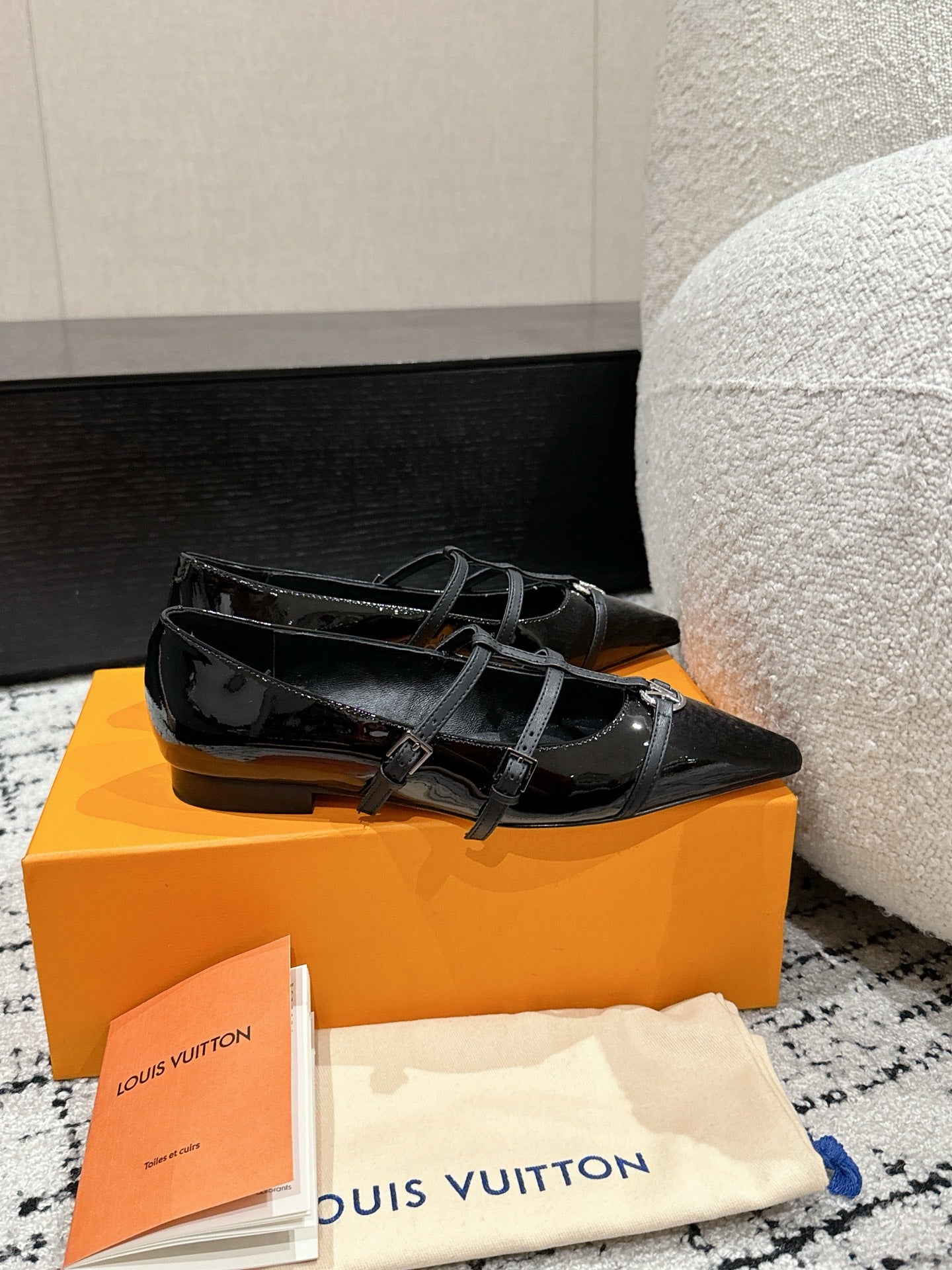 LuxluxHouse Best Quality Women Shoes Louis Vuitton