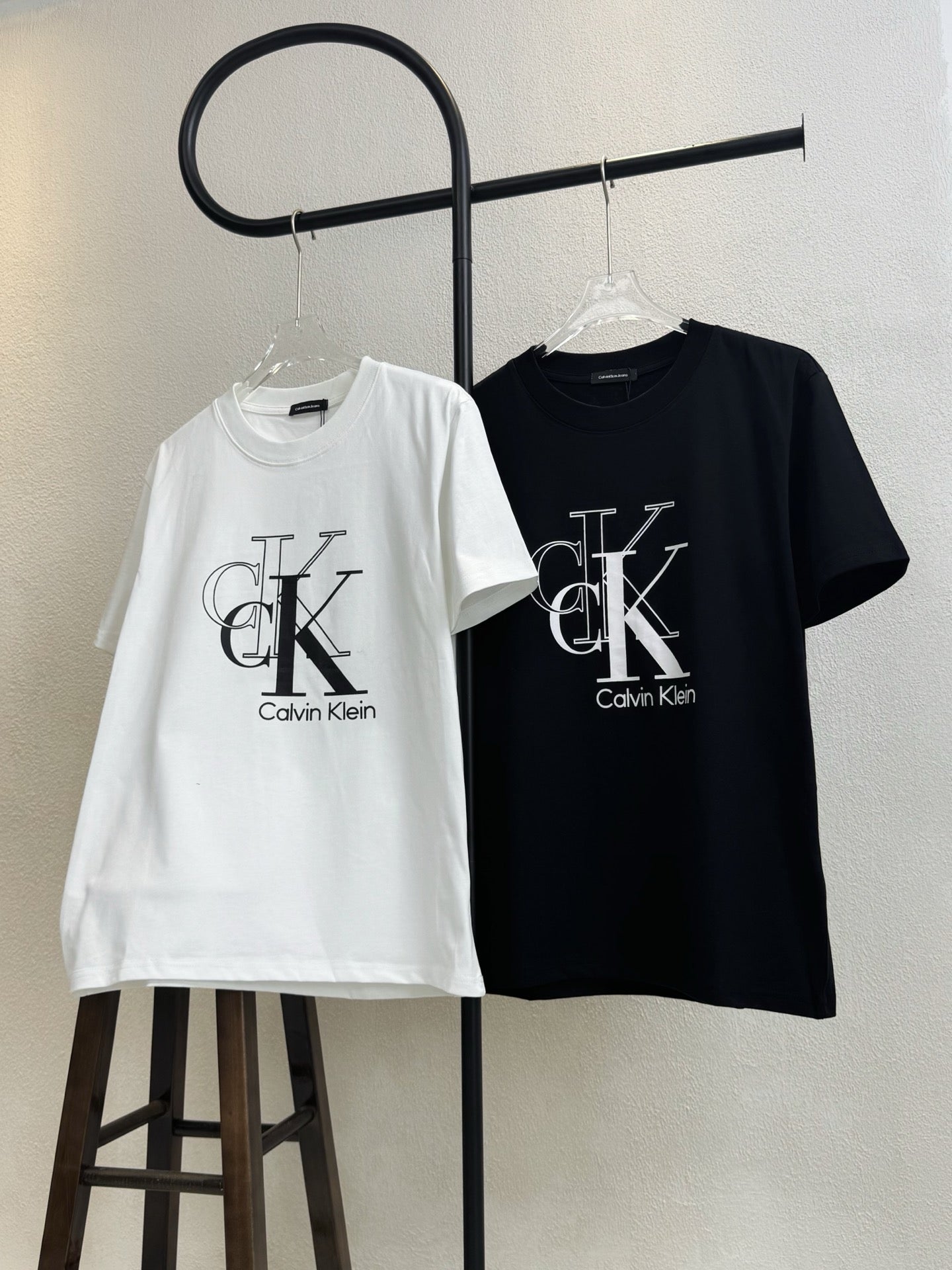 LuxluxHouse Best Quality Clothes T-shirt