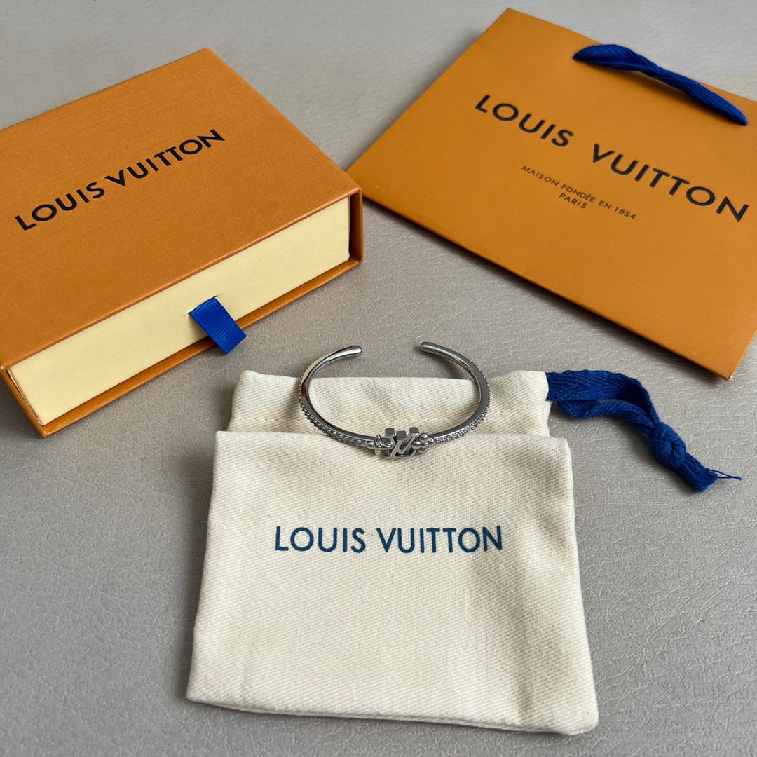 LuxluxHouse Best Quality Accessories Bracelet Louis Vuitton